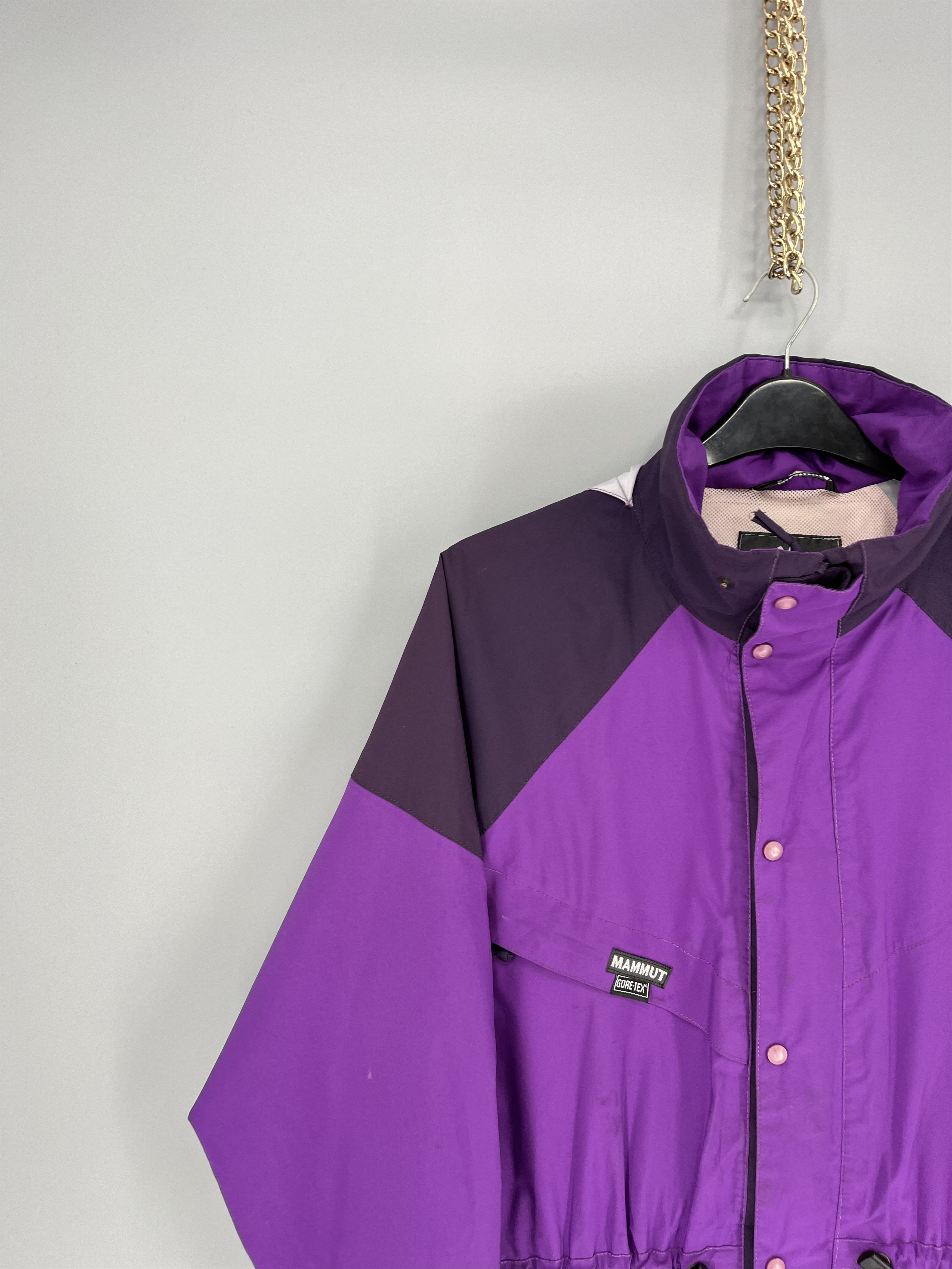Mammut Vintage Mammut Dry Tech Gore Tex Ski Hooded Heavy Jacket Size US L / EU 52-54 / 3 - 4 Thumbnail