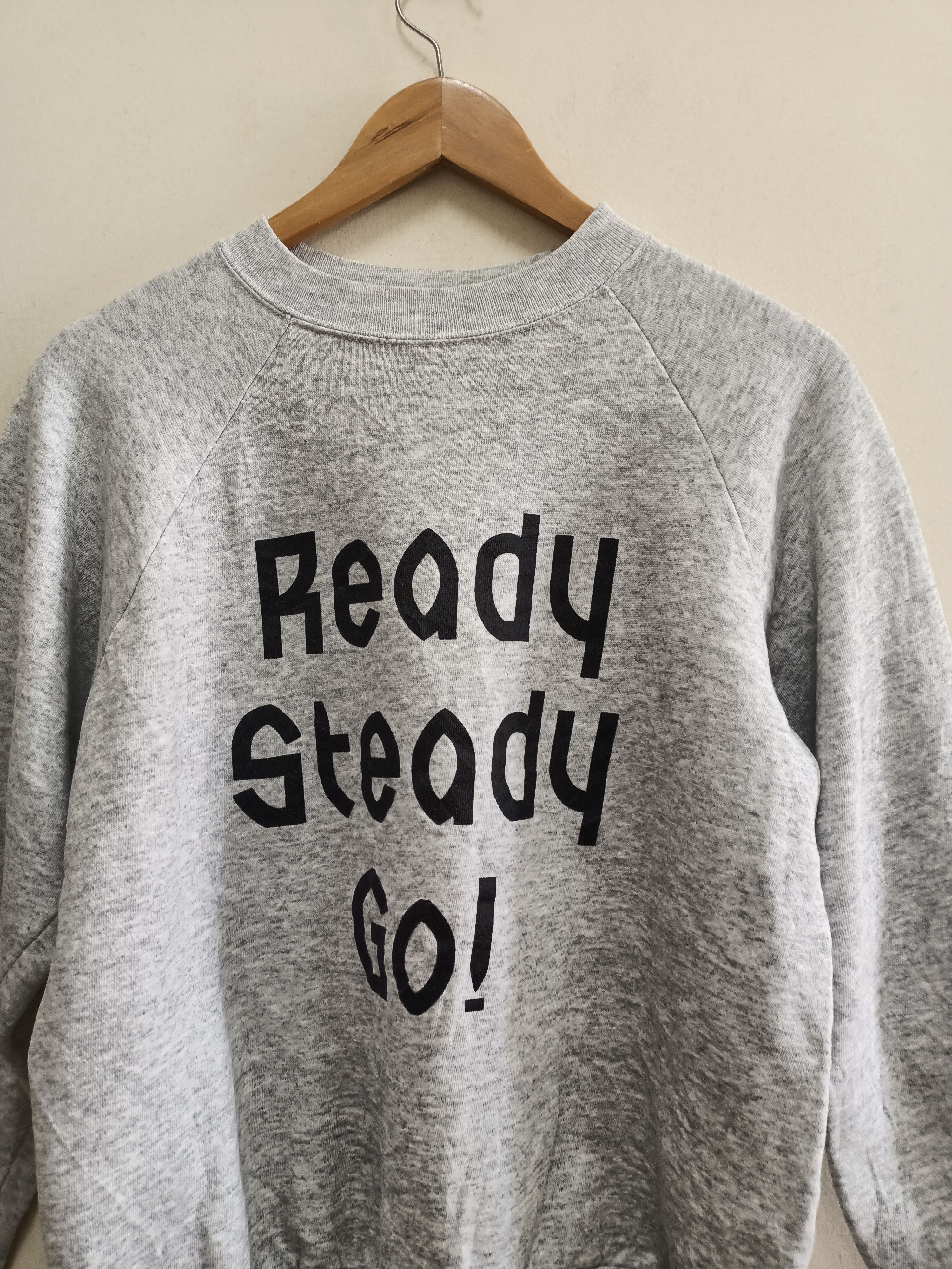 Band Tees Vintage Ready Steady Go sweatshirt by Hanes Size US M / EU 48-50 / 2 - 4 Thumbnail