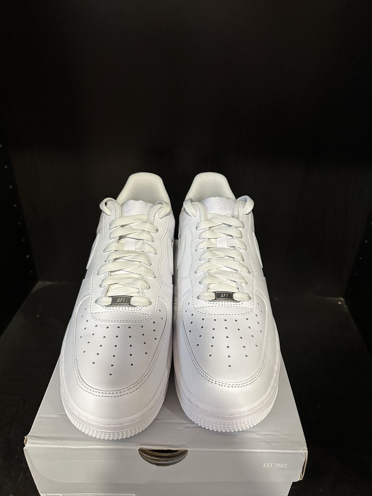 Nike Nike Air Force 1 Low White Snoopy Charlie Brown Size US 11.5 / EU 44-45 - 6 Thumbnail