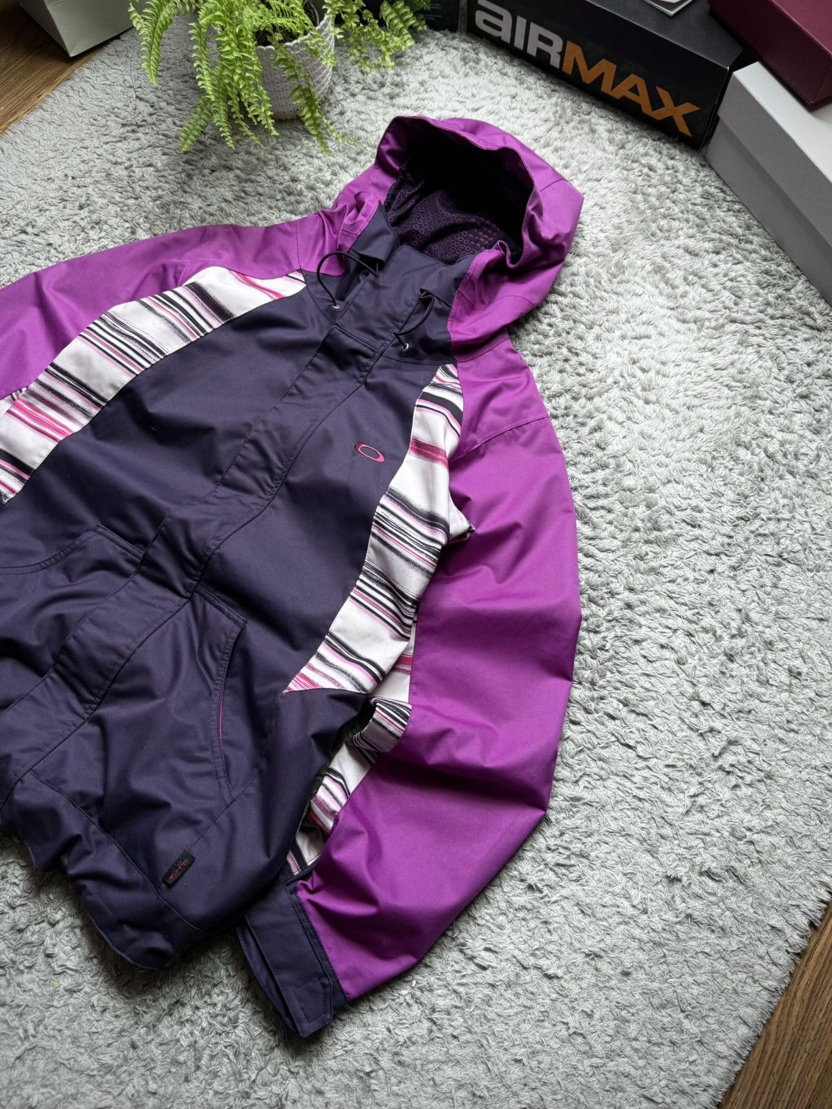 Oakley 00s Oakley Jacket Rare Outdoor Logo Streetwear Gorp Core Size M / US 6-8 / IT 42-44 - 2 Thumbnail