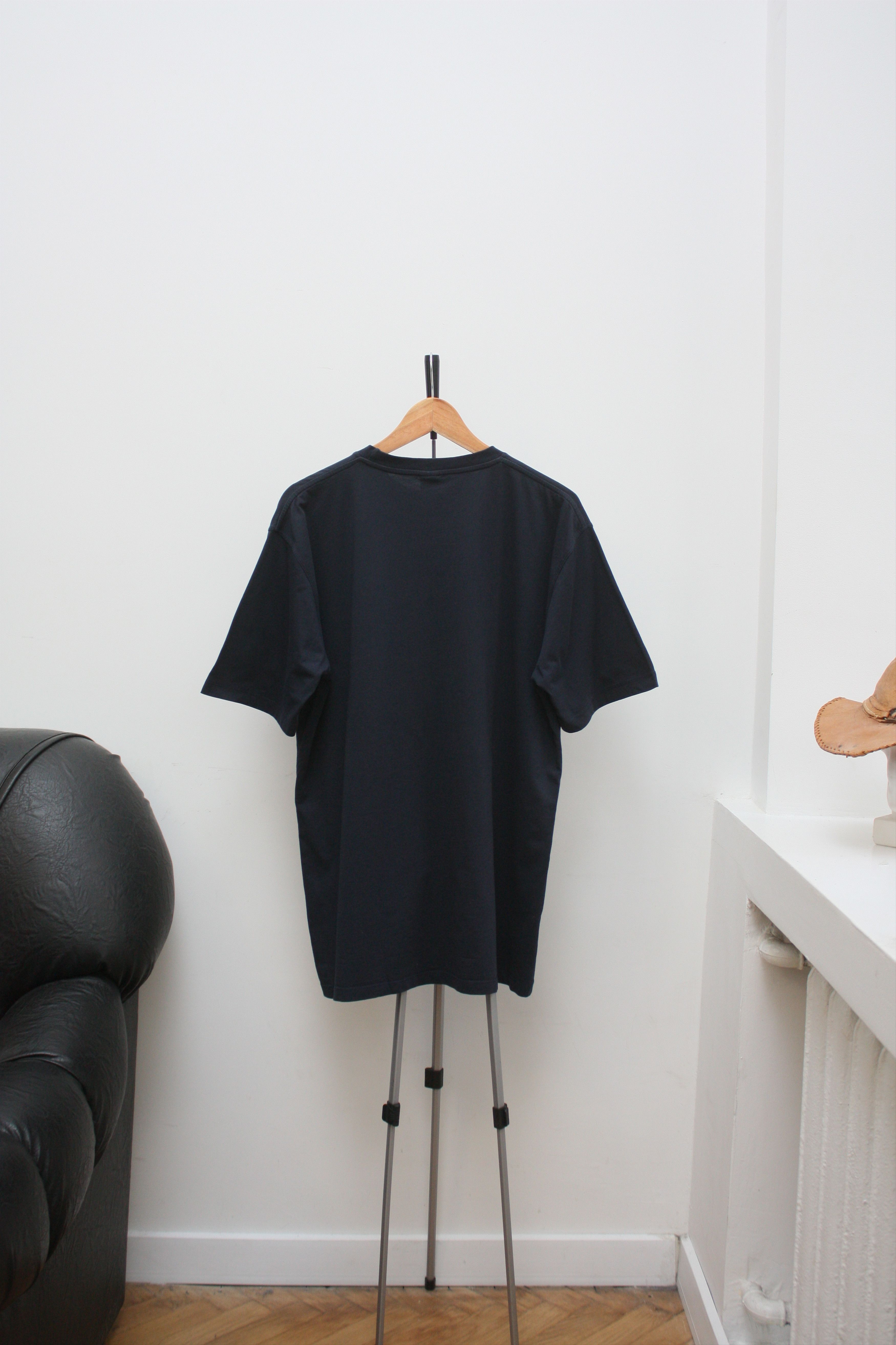 Gianfranco Ferre Gianfranco Ferre Vintage Navy Logo T-Shirt 52 Size US L / EU 52-54 / 3 - 3 Thumbnail