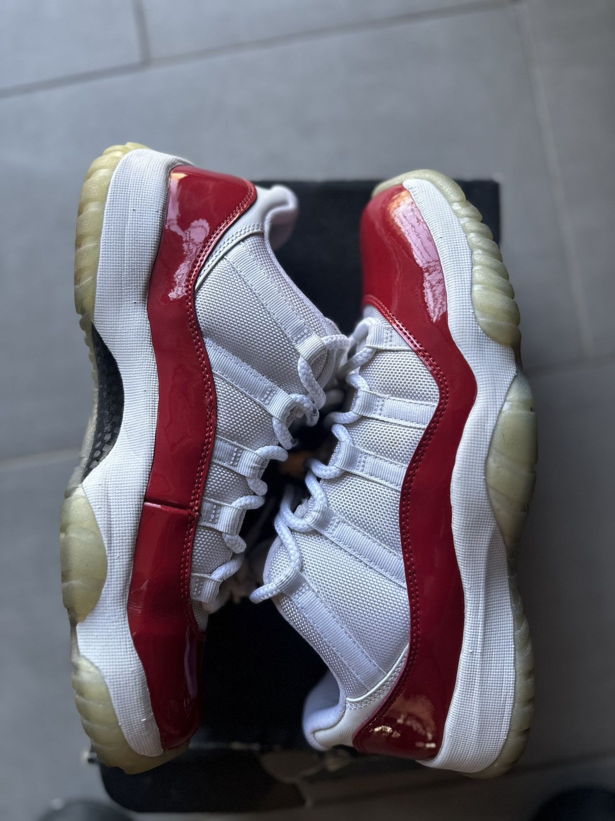Jordan Brand × Nike Air Jordan 11 Low Cherries Size 10 Men’s Size US 10 / EU 43 - 2 Thumbnail