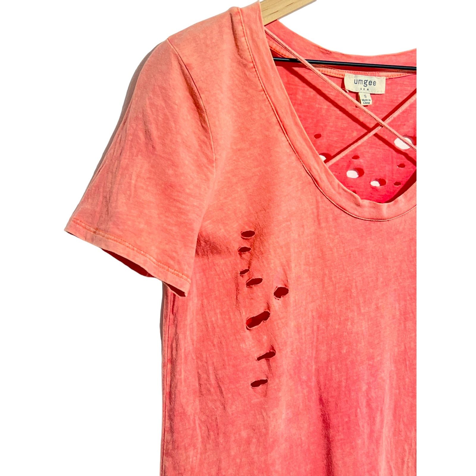 Other Umgee Women's Distressed Pink Coral Criss-Cross Tee Tunic S Size S / US 4 / IT 40 - 6 Thumbnail