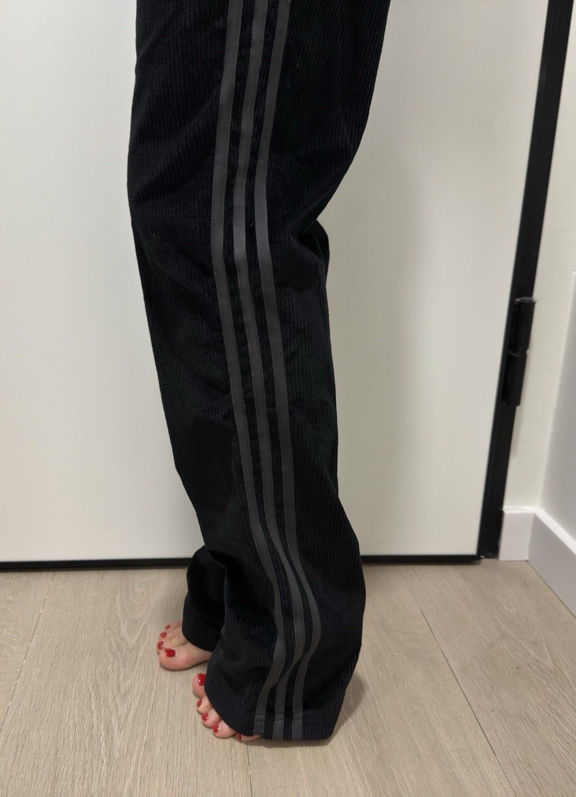 Adidas Adidas Cord Track Velvet Velour Corduroy Womens Pants y2k XS Size 26" / US 2 / IT 38 - 7 Thumbnail