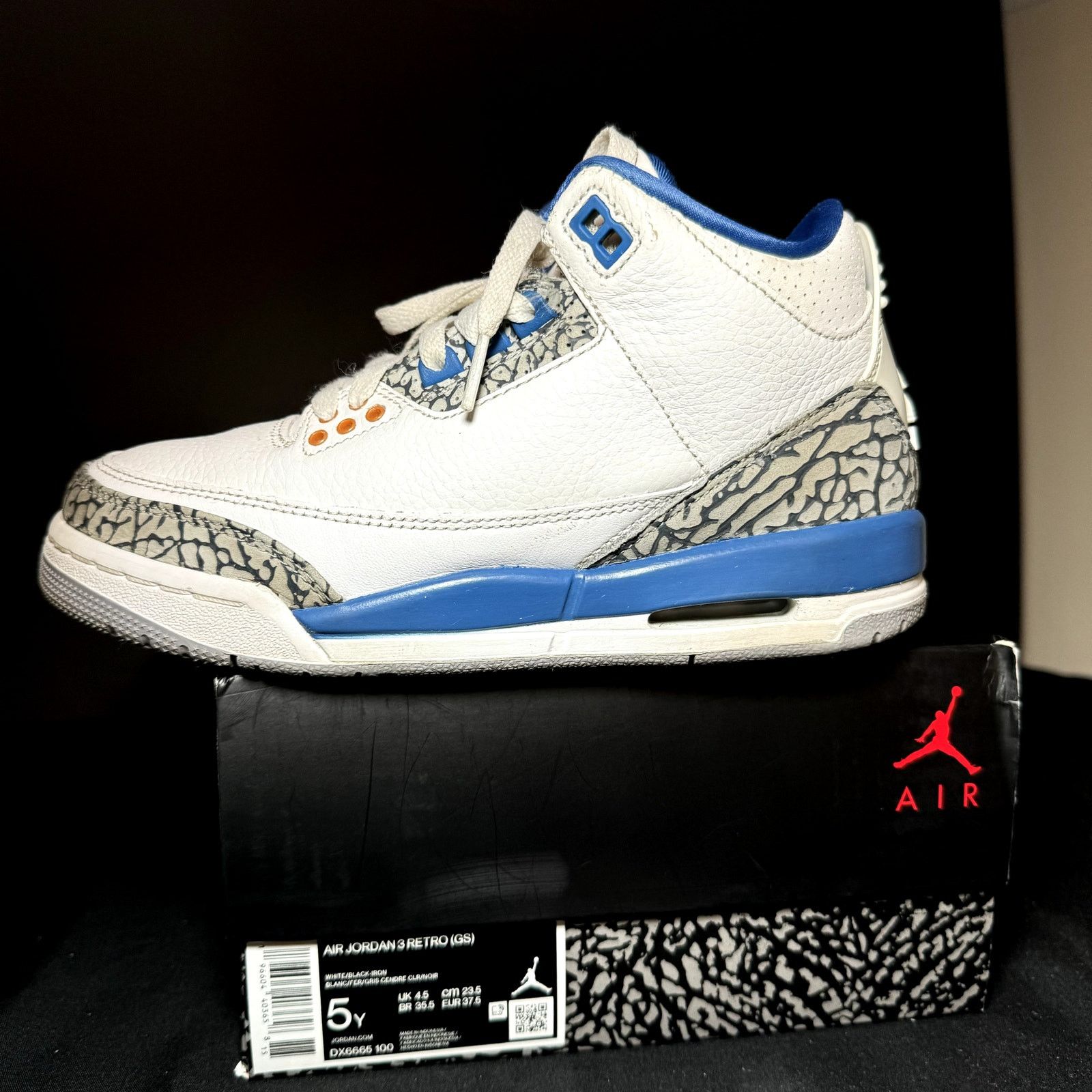 Jordan Brand × Nike Size 5 Air Jordan 3 Retro GS Washington Wizards Men's Shoes Size US 5 / EU 37 - 8 Thumbnail