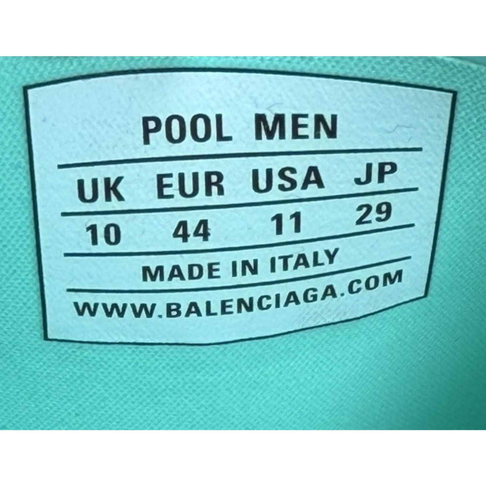 Balenciaga Size 11 - Balenciaga Mint Rubber Pool Sandals NEW! Size US 11 / EU 44 - 8 Thumbnail