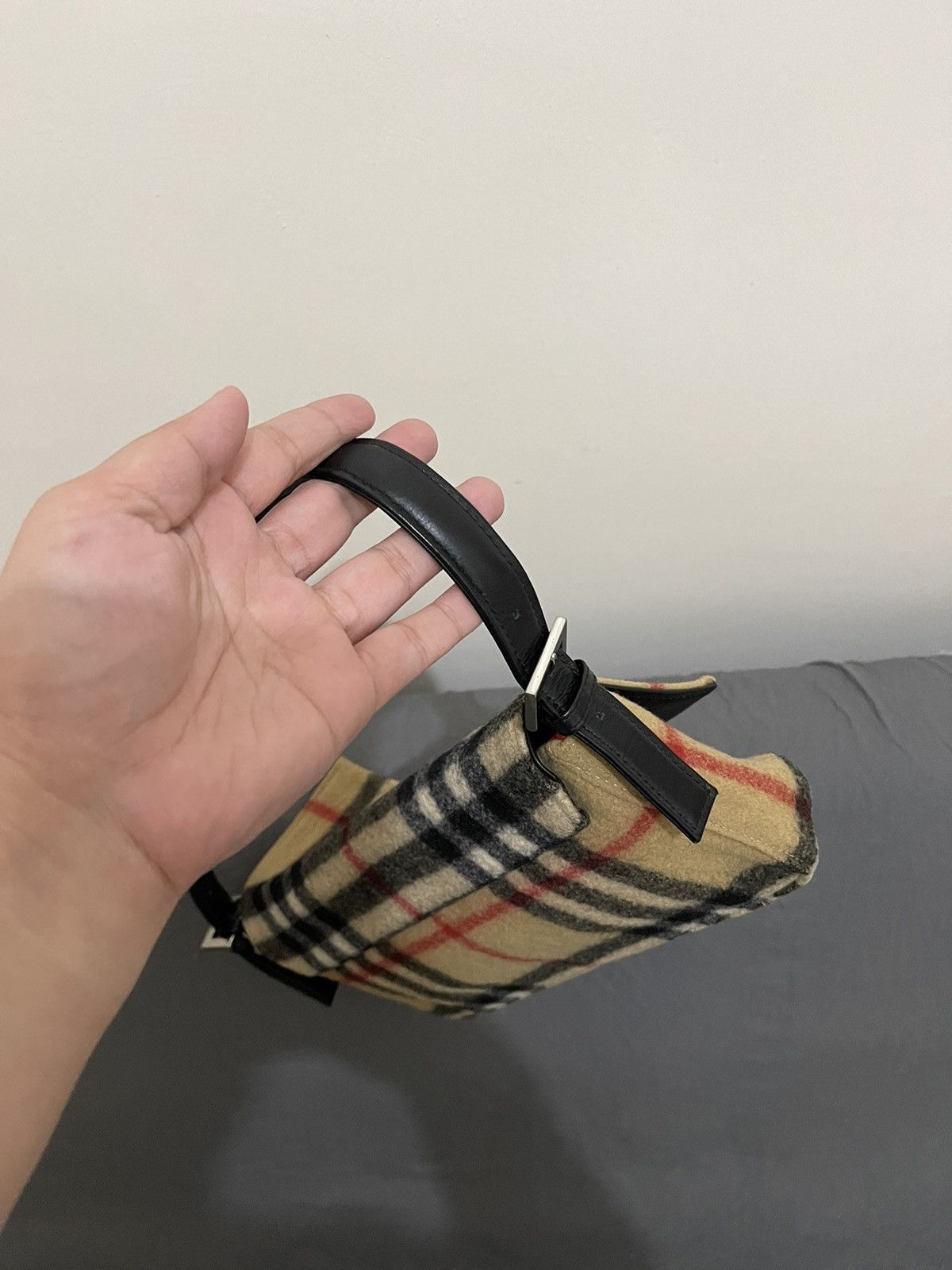 Burberry Burberry wool pochette Size ONE SIZE - 9 Thumbnail