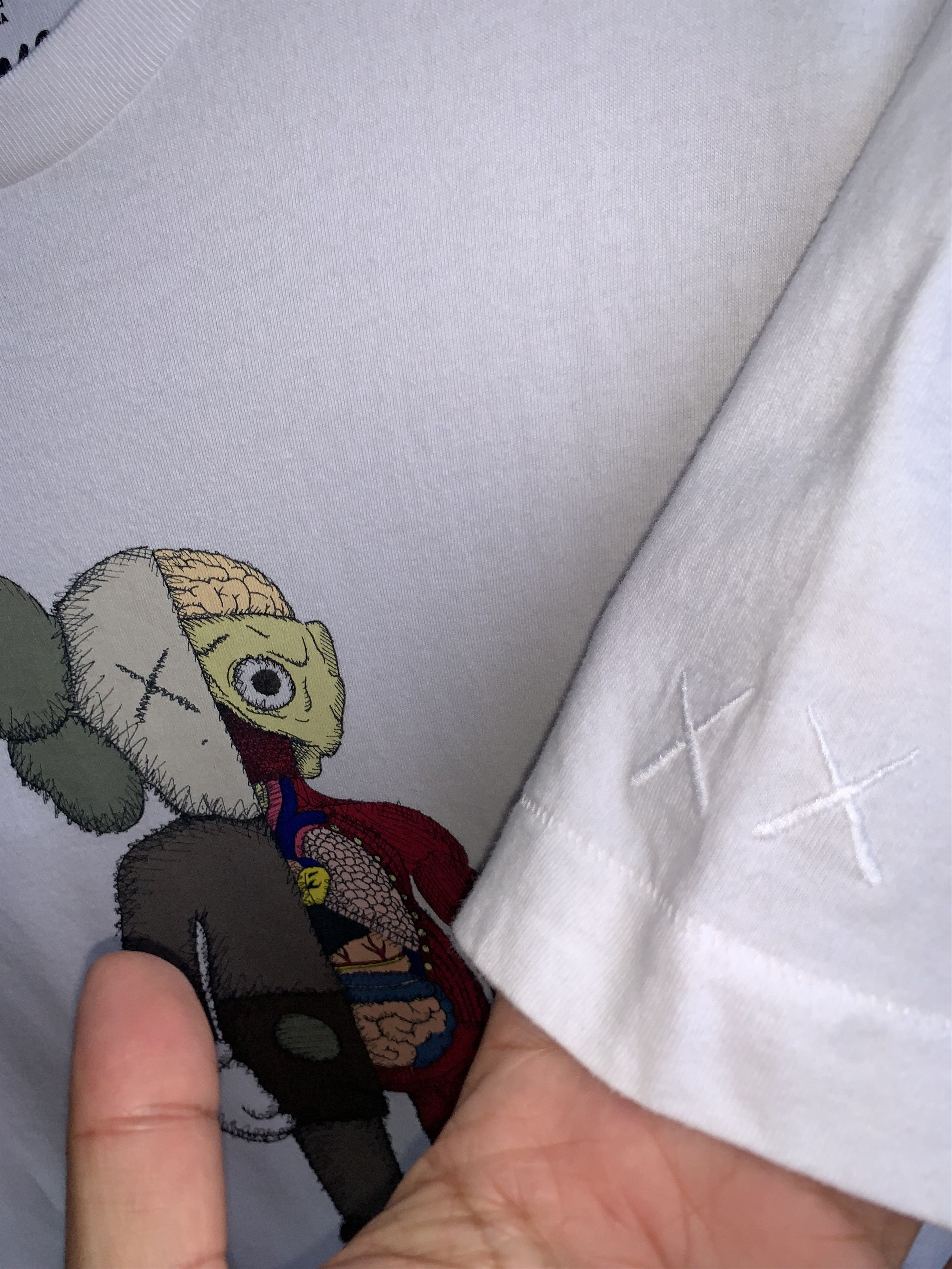Kaws × Uniqlo Kaws Flayed Uniqlo Shirt Size US XL / EU 56 / 4 - 4 Thumbnail