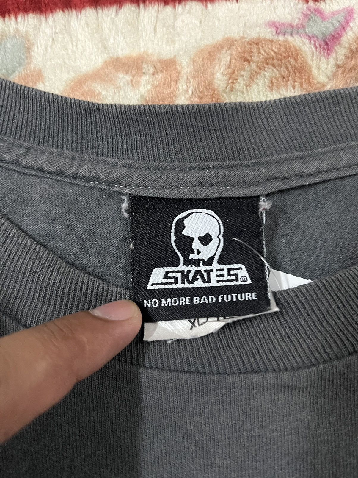 Vintage Vintage Skates Skull Long Sleeve Size US XL / EU 56 / 4 - 5 Thumbnail