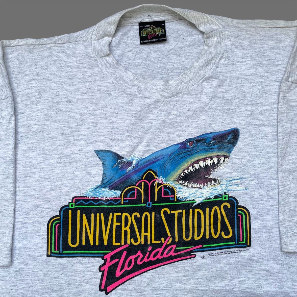 Universal Studios × Vintage Vintage JAWS Movie Tee Promo 90’s T-Shirt Size US XL / EU 56 / 4 - 2 Thumbnail