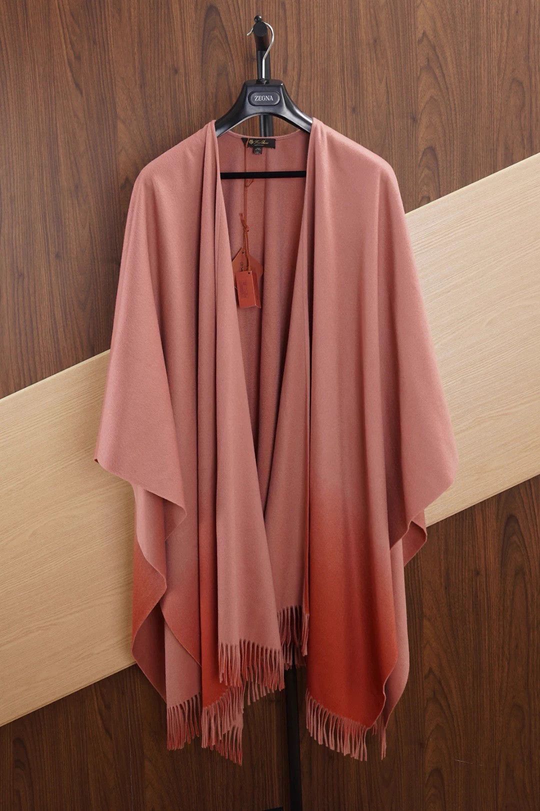 Loro Piana Loro Piana 100% Cashmere Gradient Large Wrap Women Size L / US 10 / IT 46 - 1 Thumbnail