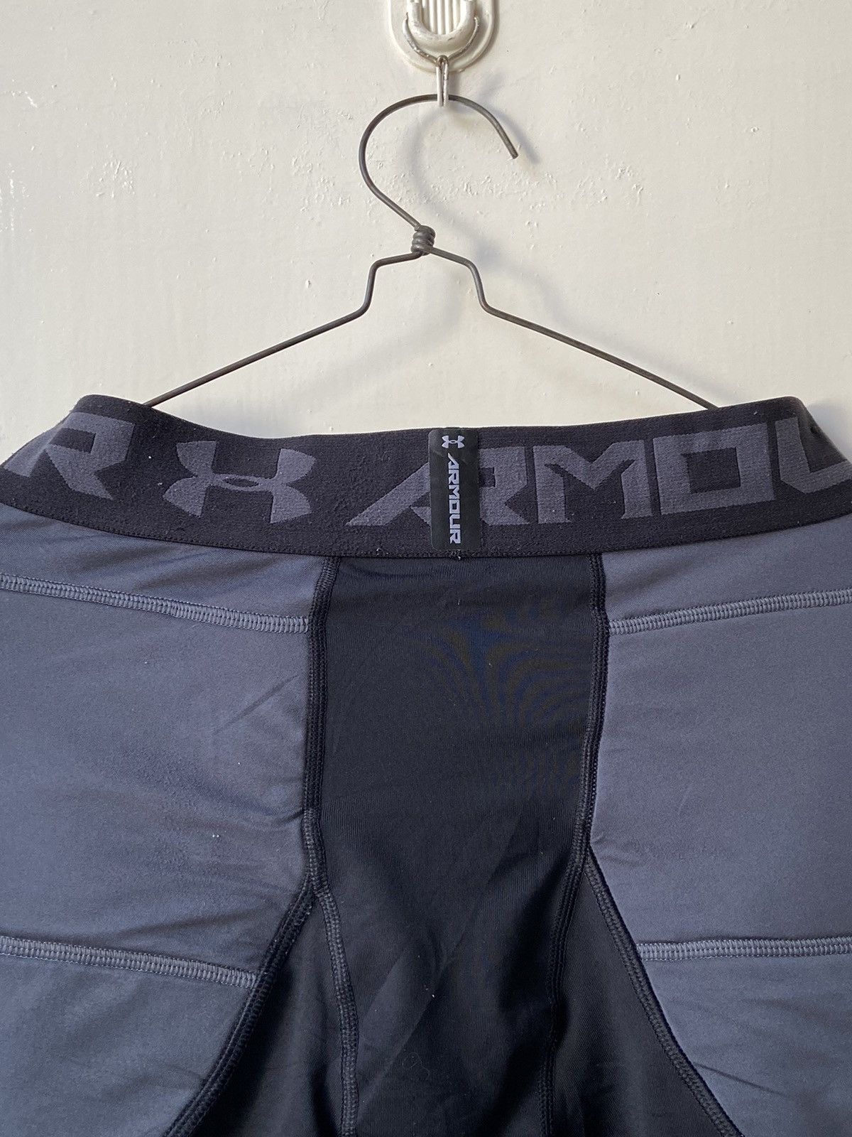Under Armour Under Armour Heatgear Shorts Size US 26 / EU 42 - 17 Thumbnail