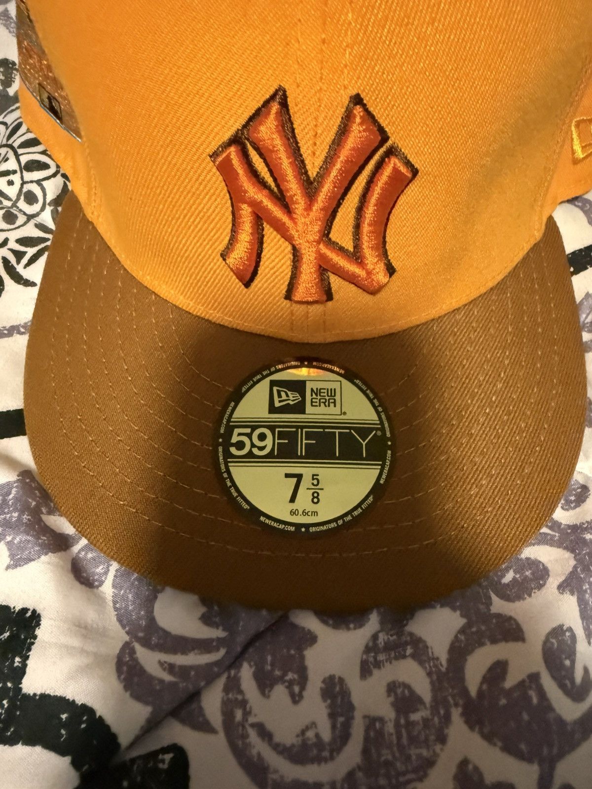 New Era Yankees *Orange* Fitted Hat Size ONE SIZE - 2 Thumbnail