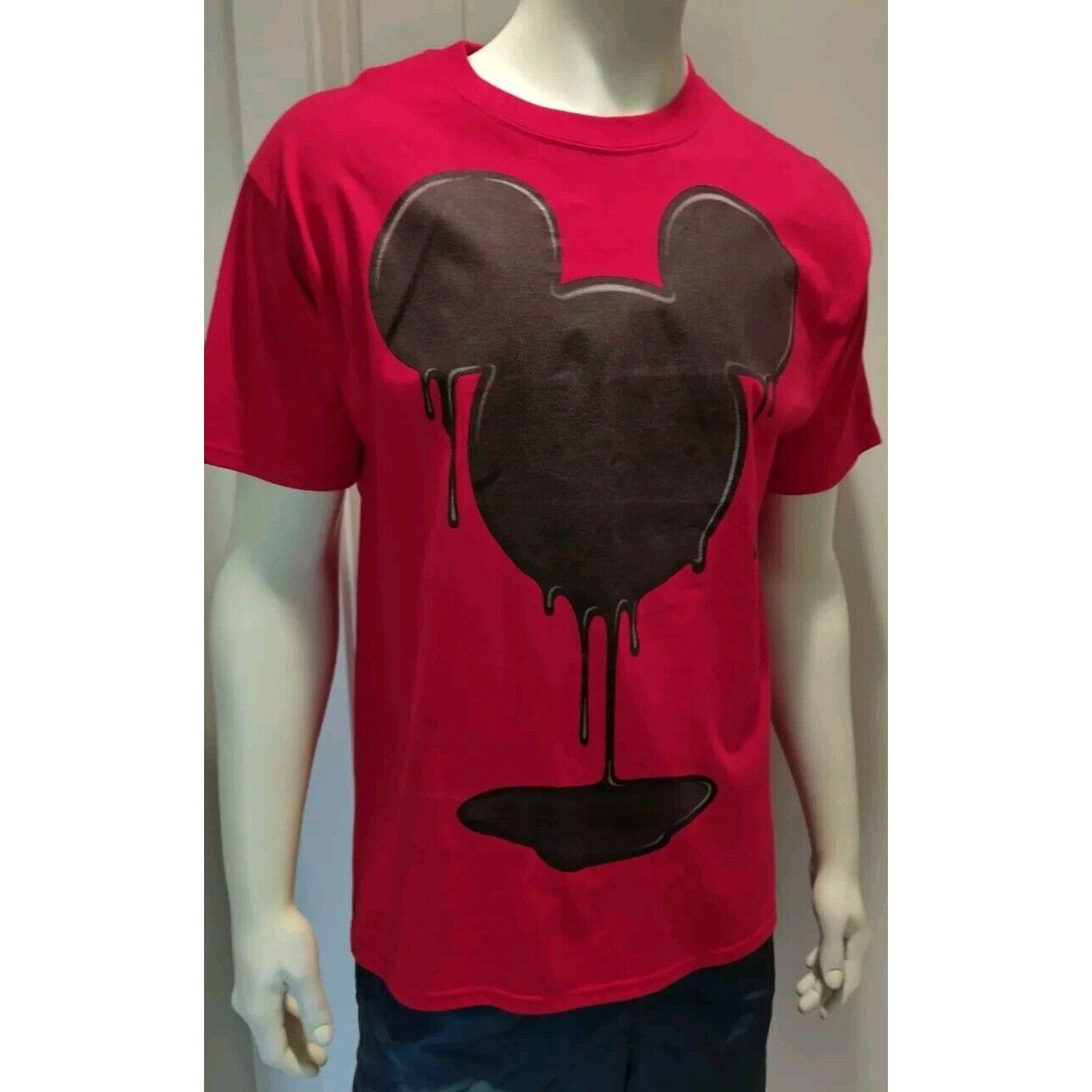 Disney Iconic Mickey Mouse Head Melting On A Red Tshirt Men's Large Size US L / EU 52-54 / 3 - 1 Thumbnail
