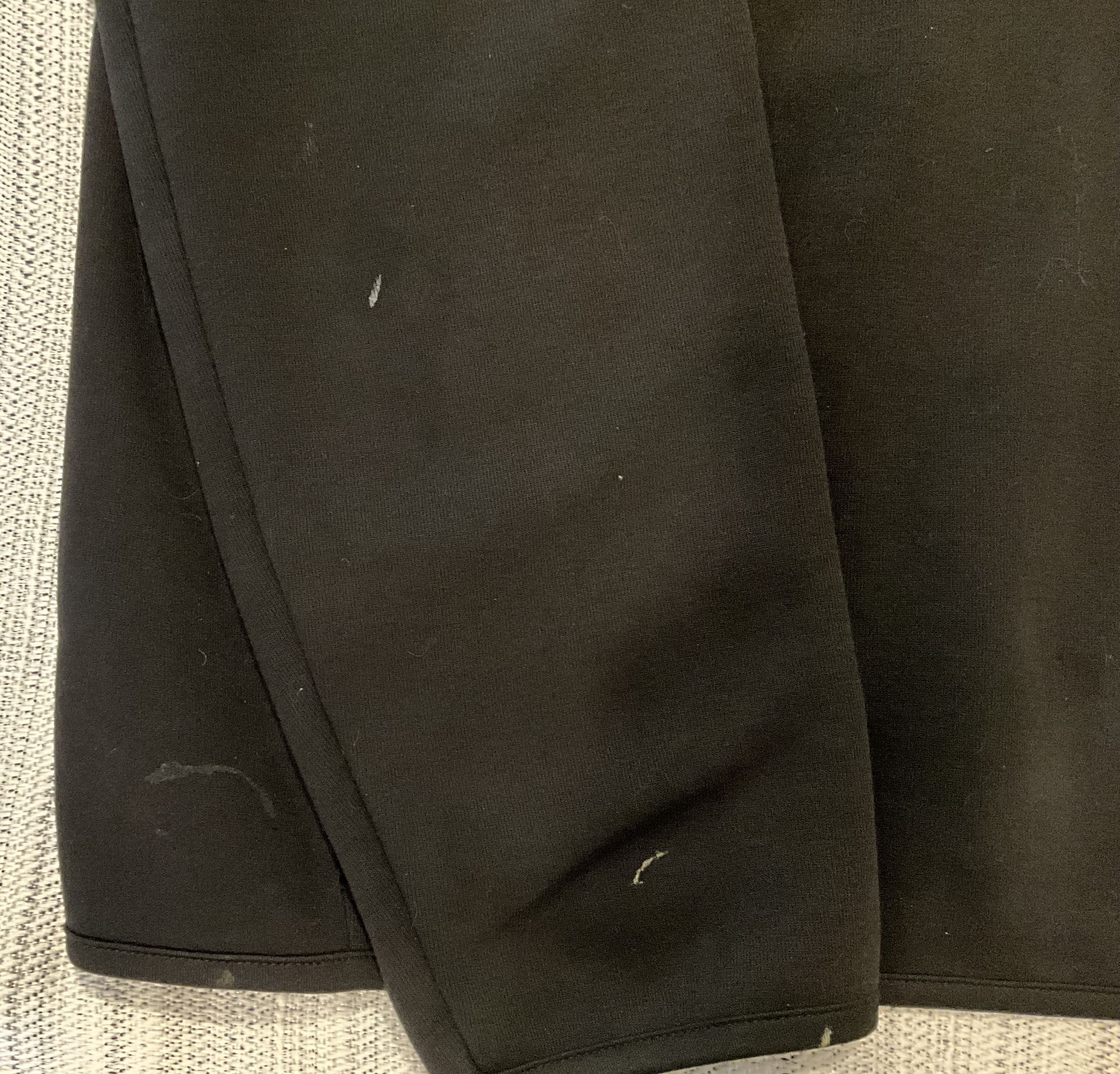 Uniqlo UNIQLO Full-Zip Hoodie w/ Chest Pocket – Black (Large) Size US L / EU 52-54 / 3 - 4 Thumbnail