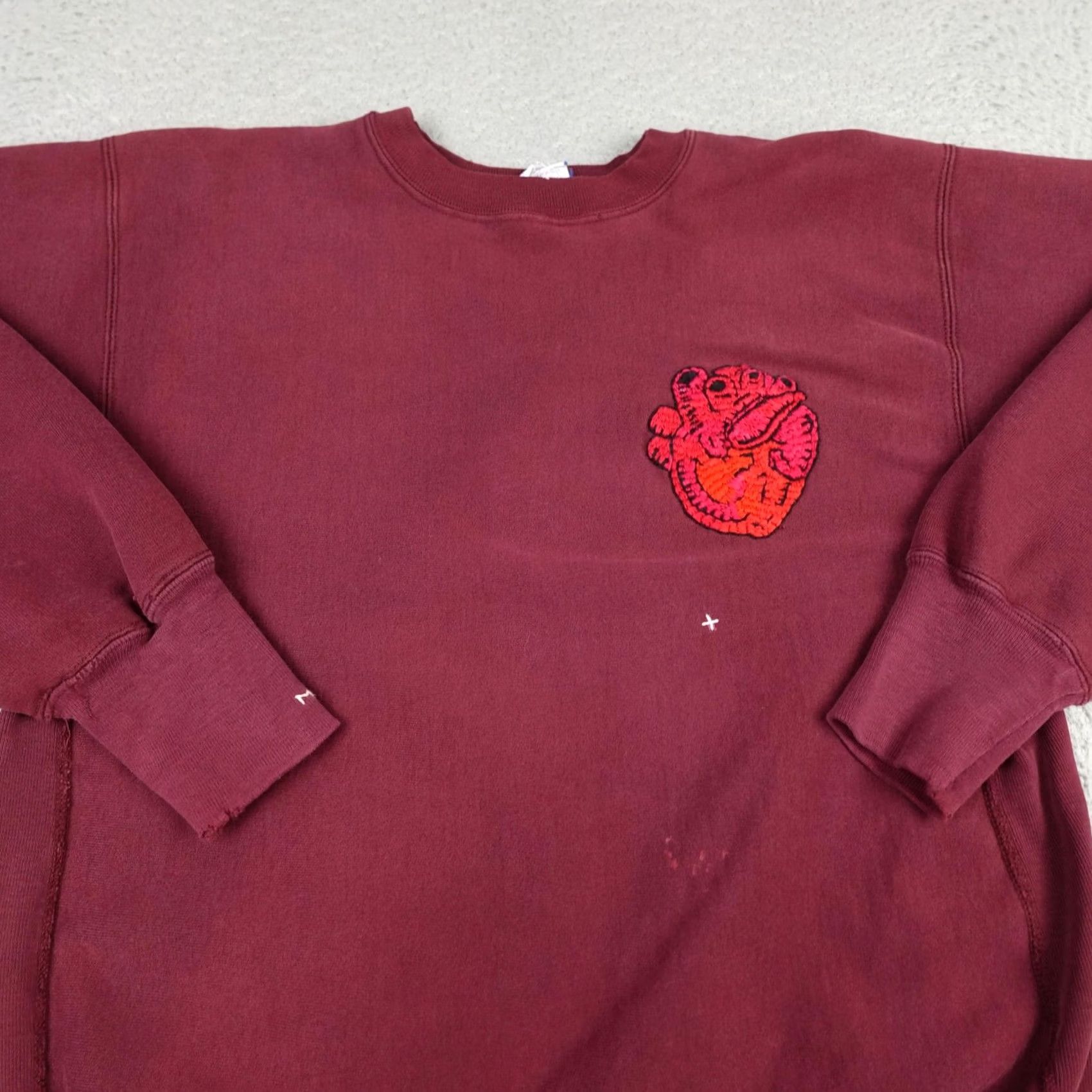 Champion VINTAGE Champion Reverse Weave Sweatshirt Mens XL Red Embroidered Heart Upcycle Size US XL / EU 56 / 4 - 3 Thumbnail
