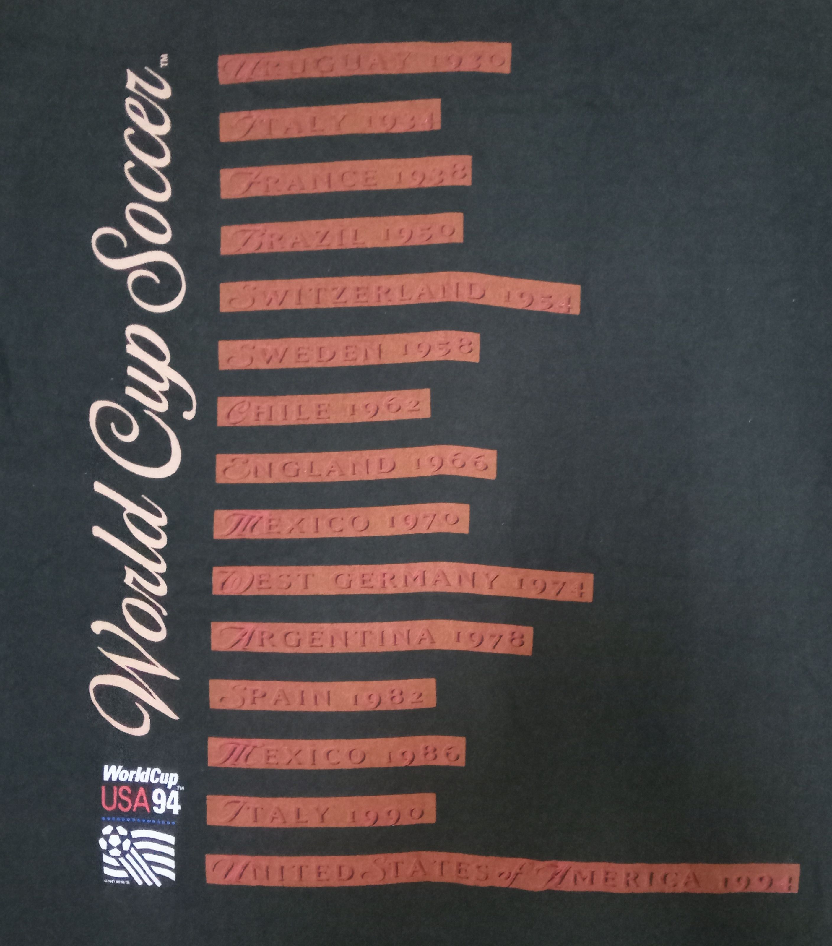 Vintage Vintage World Cup USA 94 Rare Design T Shirt Size US L / EU 52-54 / 3 - 8 Thumbnail