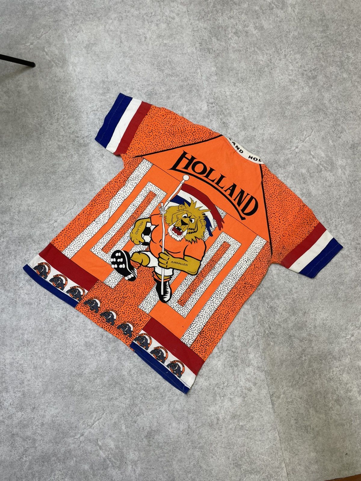 Chelsea Soccer × Holland & Holland FIfa 80-90s Throwback — Holland Soccer Jersey Size US L / EU 52-54 / 3 - 9 Thumbnail