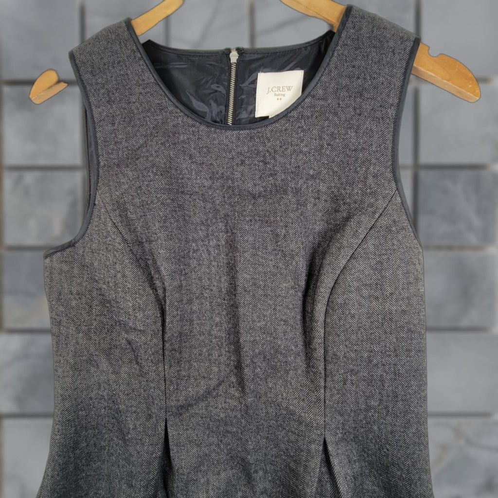 J.Crew J. Crew Women's Dress Size 6 Gray Wool Blend Herringbone Sleeveless Sheath Size M / US 6-8 / IT 42-44 - 1 Thumbnail