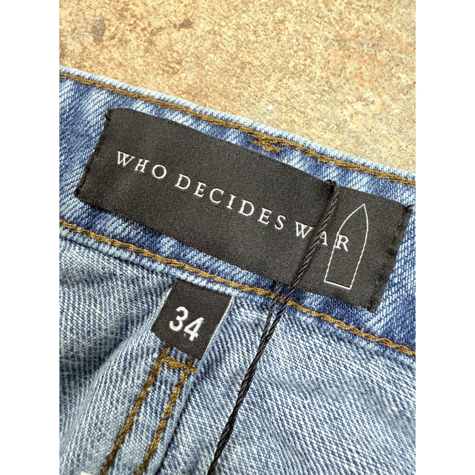 Who Decides War WDW Jeans Lightwash Metal Window Used 34 Size US 34 / EU 50 - 2 Thumbnail