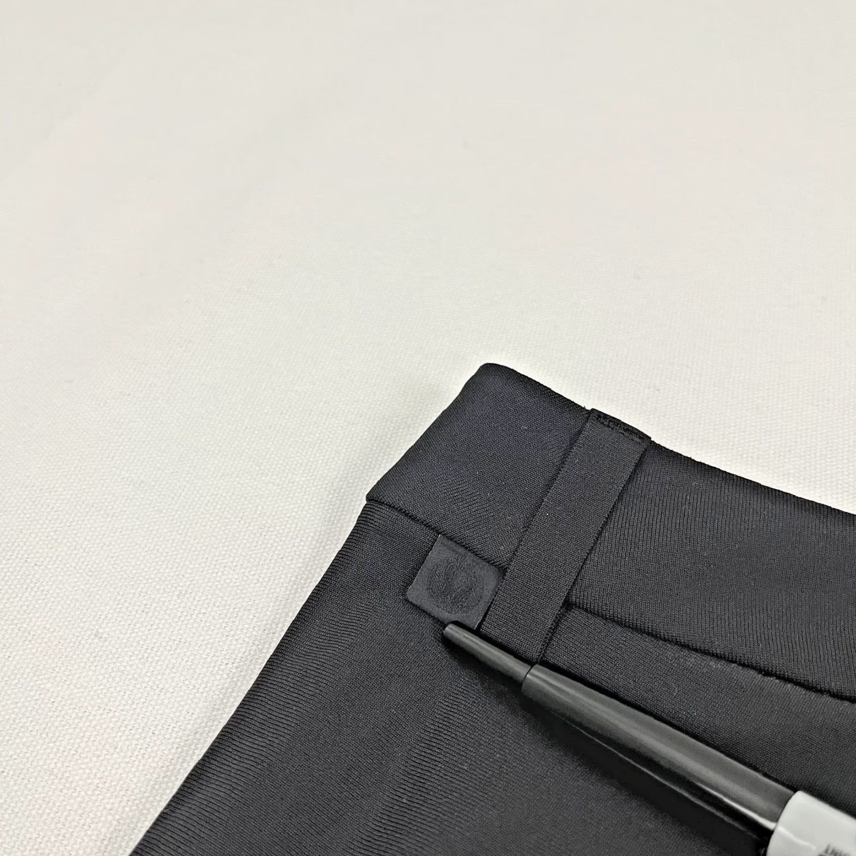 Lululemon Lululemon Pants Men 40 x 36 Tall Black Travel Office Golf Preppy Performance Mens Size US 40 / EU 56 - 2 Thumbnail