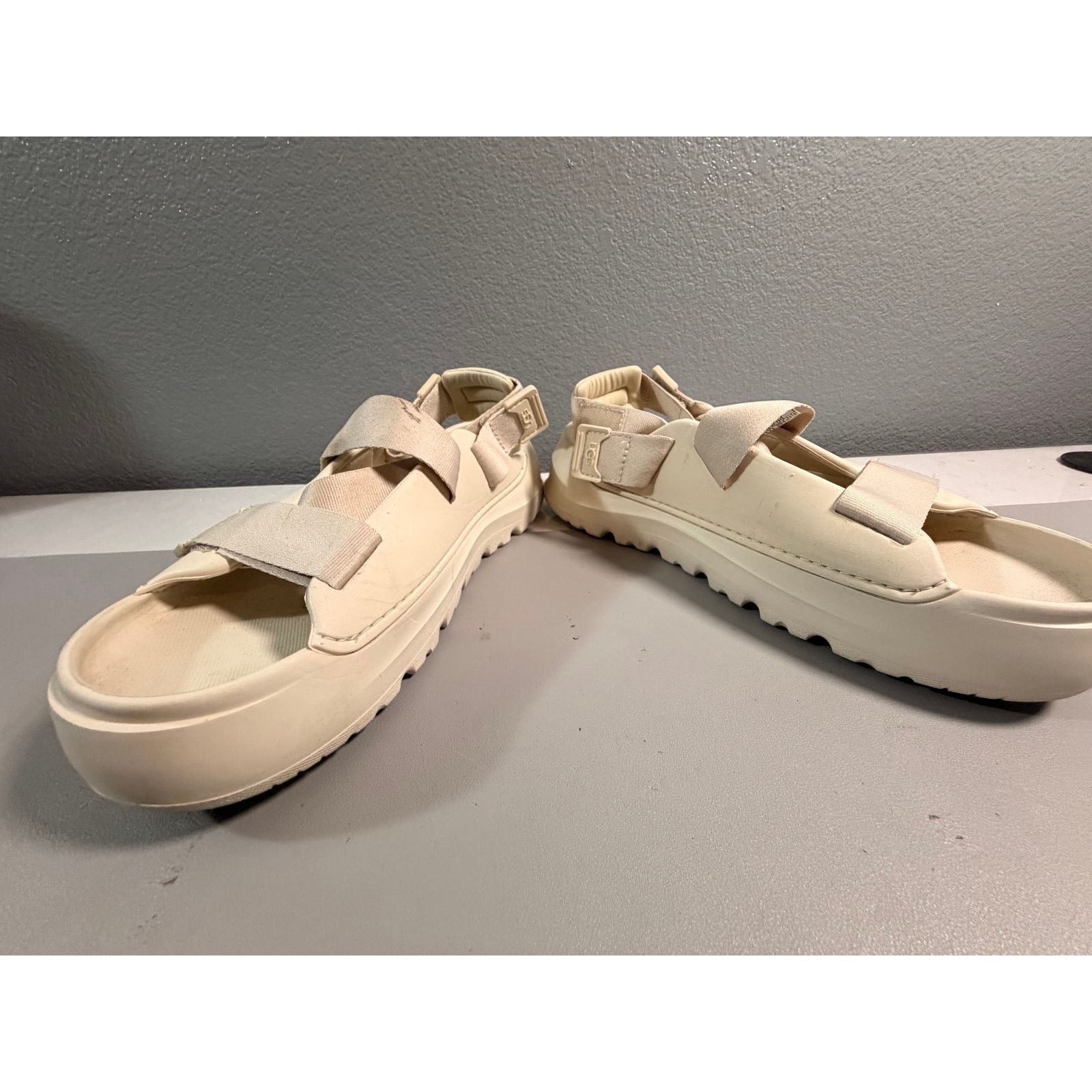 Ugg UGG MENS STRATUS SANDALS SEA SALT STRAP SLIDES SIZE 9 Size US 9 / EU 42 - 5 Thumbnail