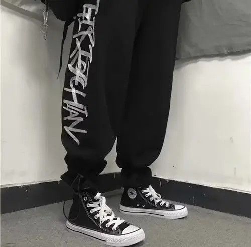 Japanese Brand × Vintage vintage japanese style graffiti wide sweatpants Size US 31 - 1 Thumbnail