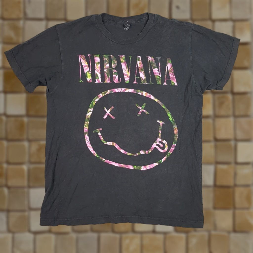Tultex VINTAGE Nirvana T-Shirt Grunge Logo 90s 00s Music Mens Medium Black Cotton Embroidered Logo Vintage Rock Shirt Size US M / EU 48-50 / 2 - 1 Thumbnail