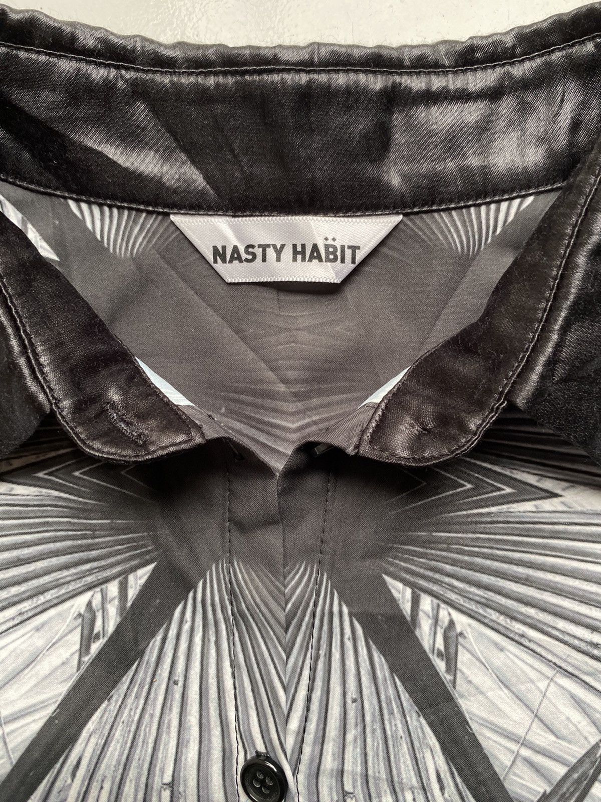 Hysteric Glamour × Japanese Brand Japanese Jpg style nasty habit silk shirt Size US S / EU 44-46 / 1 - 4 Thumbnail