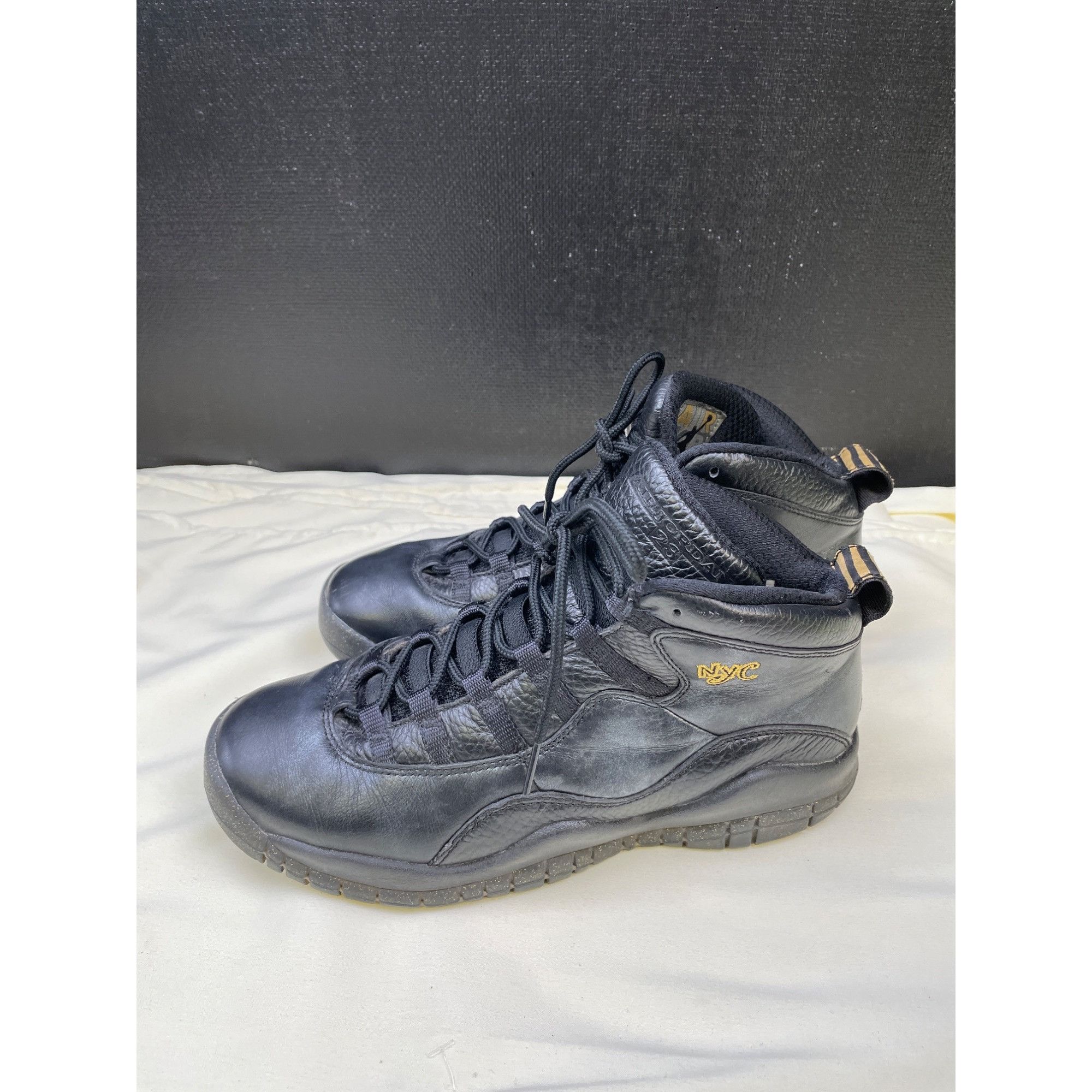 Nike Jordan 10 Retro Boys Big Kid Black Leather Sneakers Shoes Si Size US 6 / EU 39 - 4 Thumbnail
