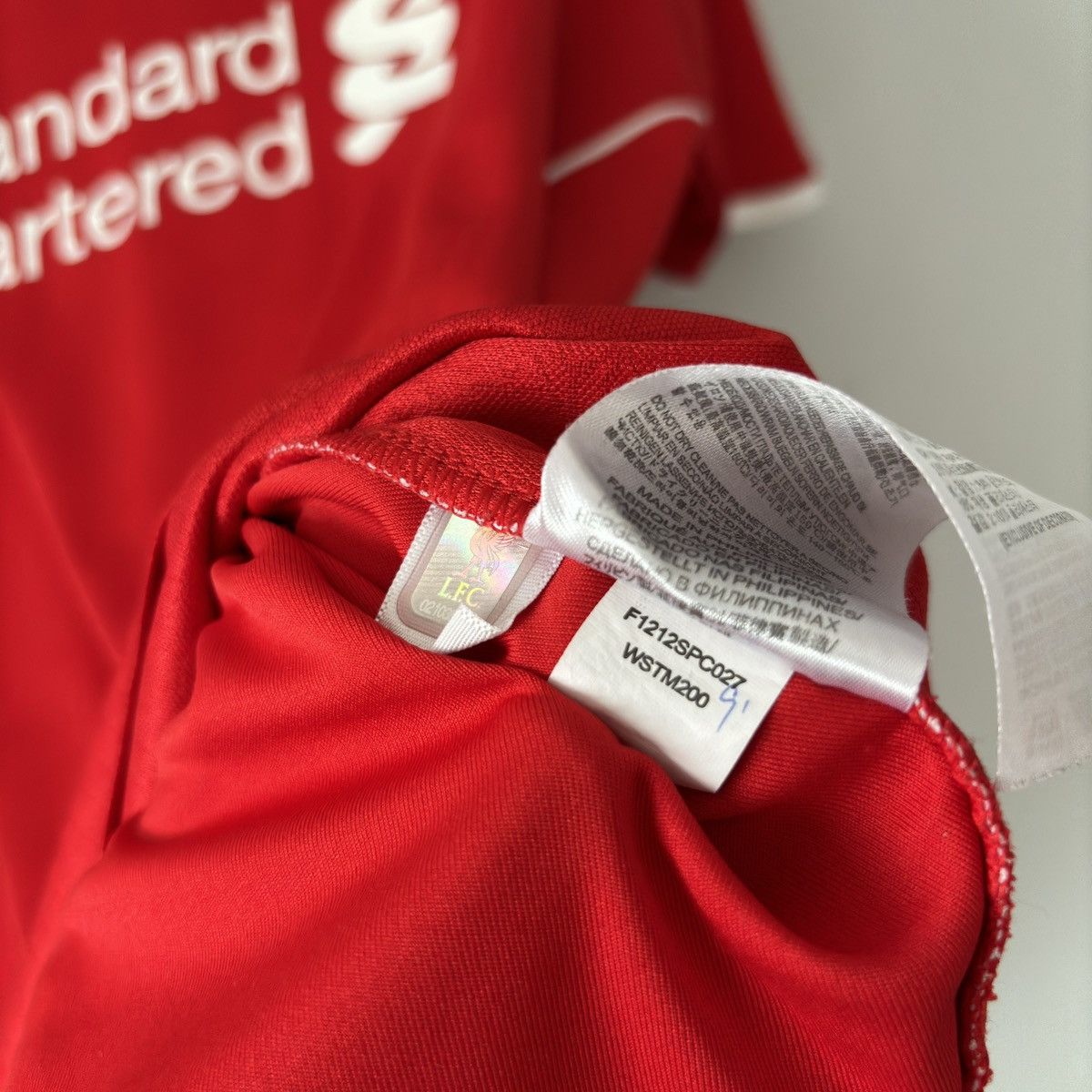 Vintage × Warrior 2014 2015 Liverpool England Warrior Home Away Soccer Jersey Size US L / EU 52-54 / 3 - 8 Thumbnail