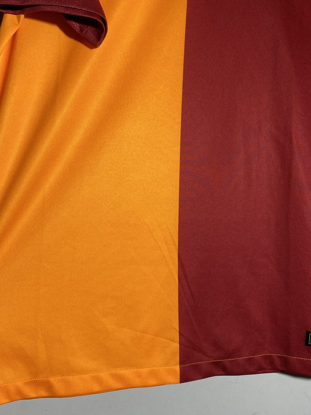 Nike Nike Galatasaray 2018/19 Home Football Shirt Soccer Jersey Size US M / EU 48-50 / 2 - 6 Thumbnail