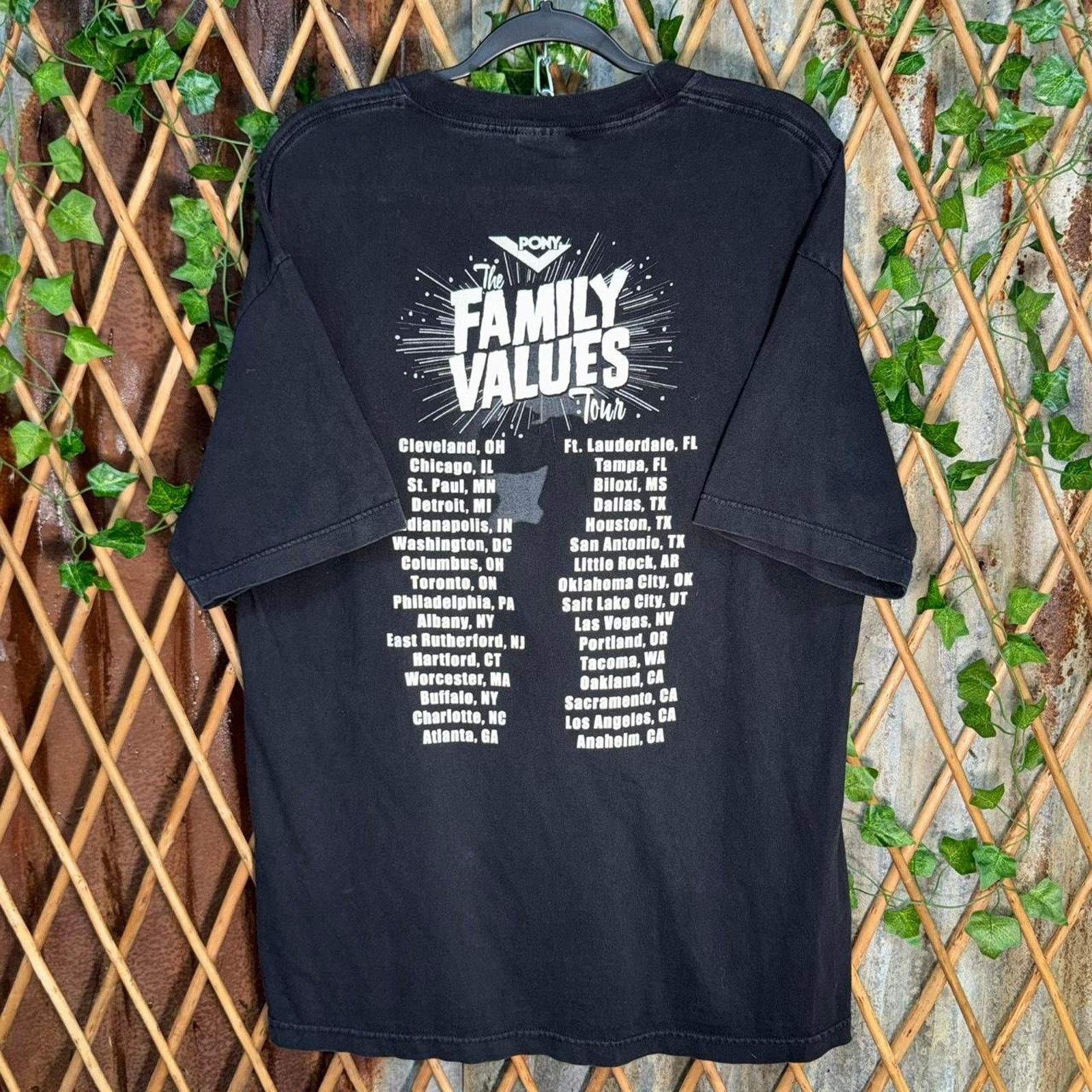 AAA Vintage y2k the family values tour 2001 linkin park t-shirt Size US XL / EU 56 / 4 - 2 Thumbnail