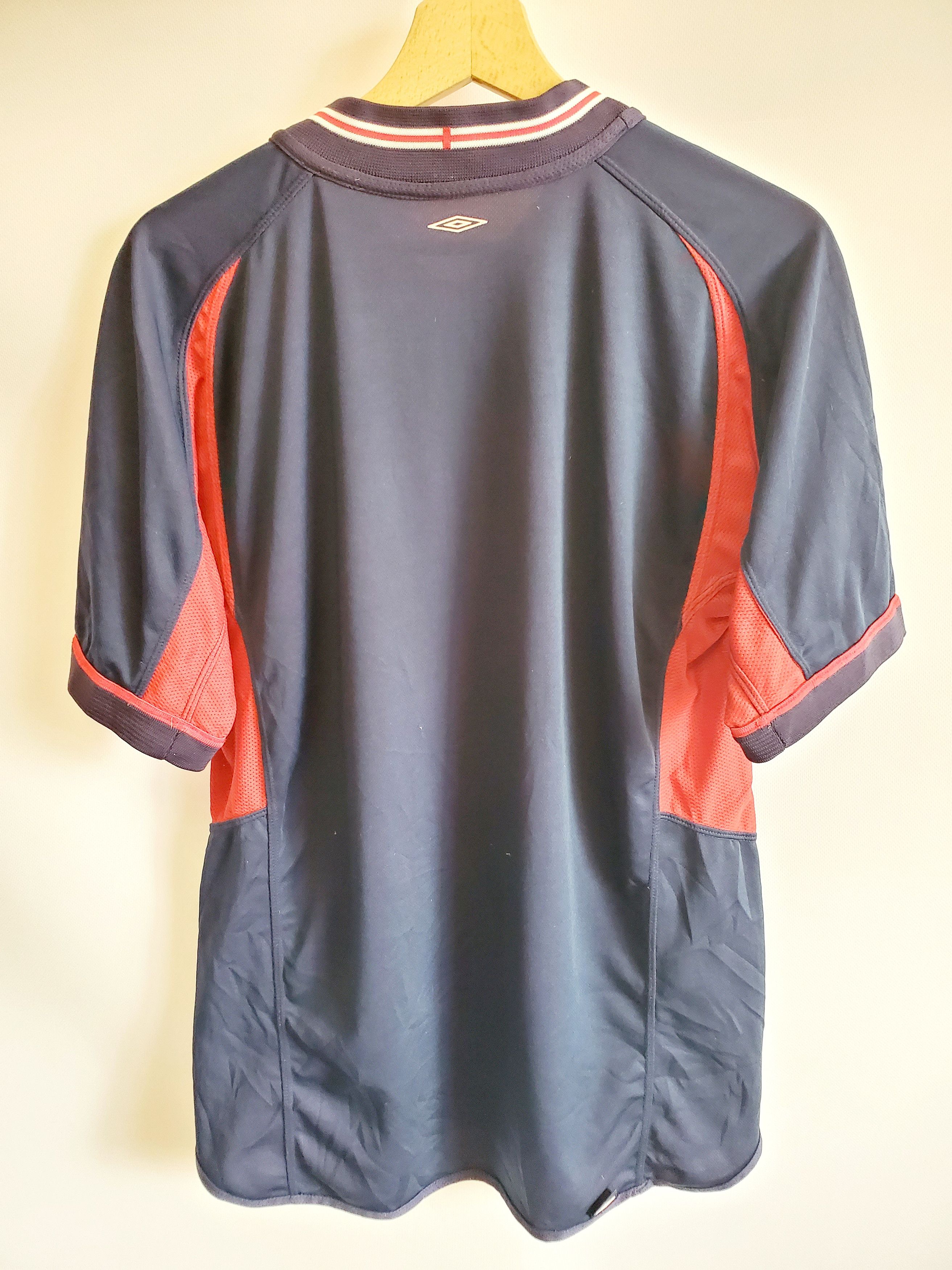Umbro × Vintage ENGLAND AWAY SHIRT FOOTBALL SOCCER JERSEY UMBRO REVERSIBLE Size US M / EU 48-50 / 2 - 4 Thumbnail