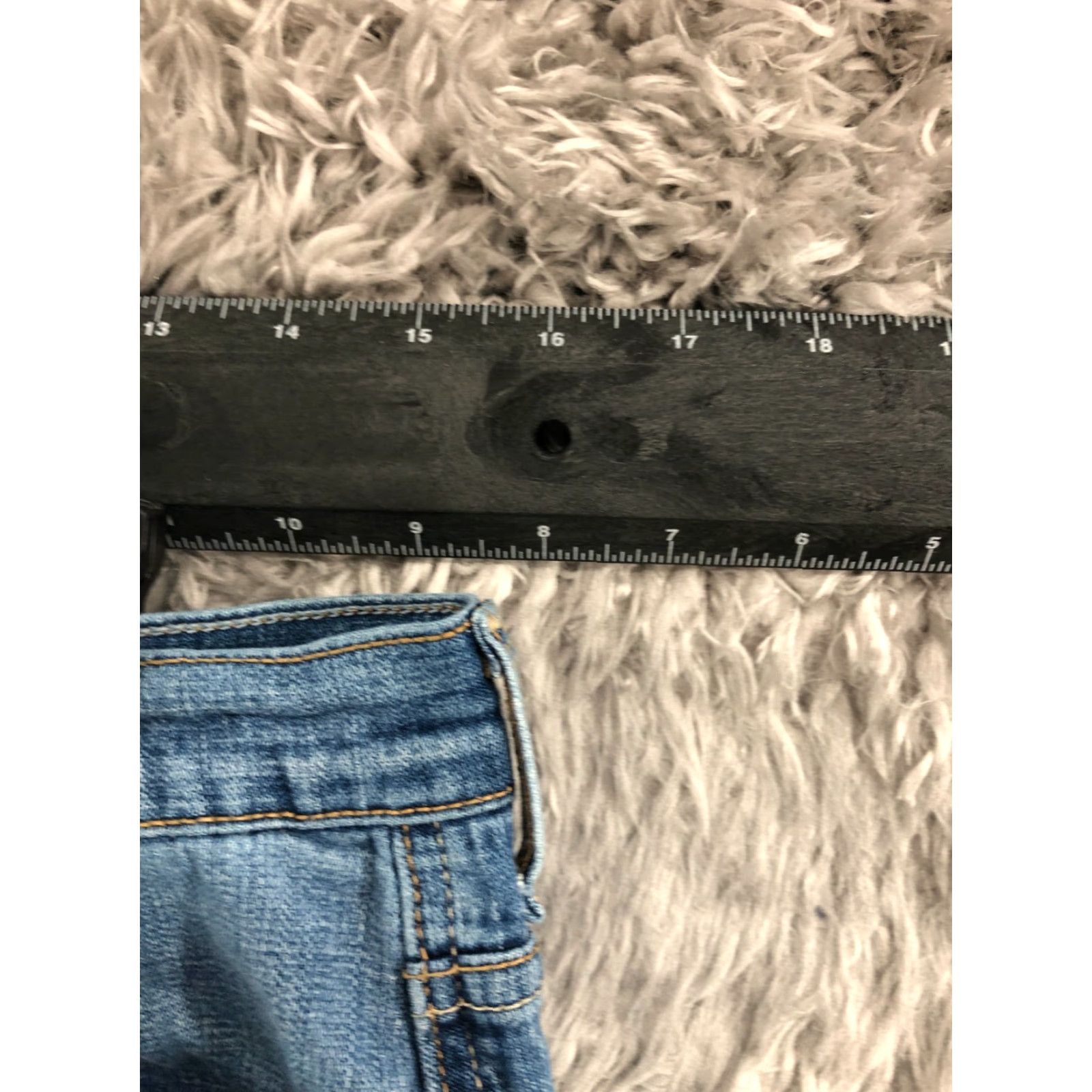 Levi's Levi's 515 Capri Jeans Size 8 Womens Medium Wash Blue Regular 5-Pocket Denim Cotton Belt Loops Mens Womens Boys Girls Size 30" / US 8 / IT 44 - 2 Thumbnail