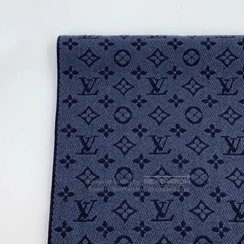 Louis Vuitton Louis Vuitton Dark blue logo full print wool tassel scarf Size ONE SIZE - 3 Thumbnail