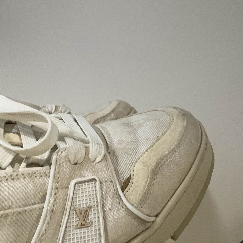 Louis Vuitton Louis Vuitton Classic Logo Trainer Fashion Sneakers - Size US 8.5 / EU 41-42 - 9 Thumbnail