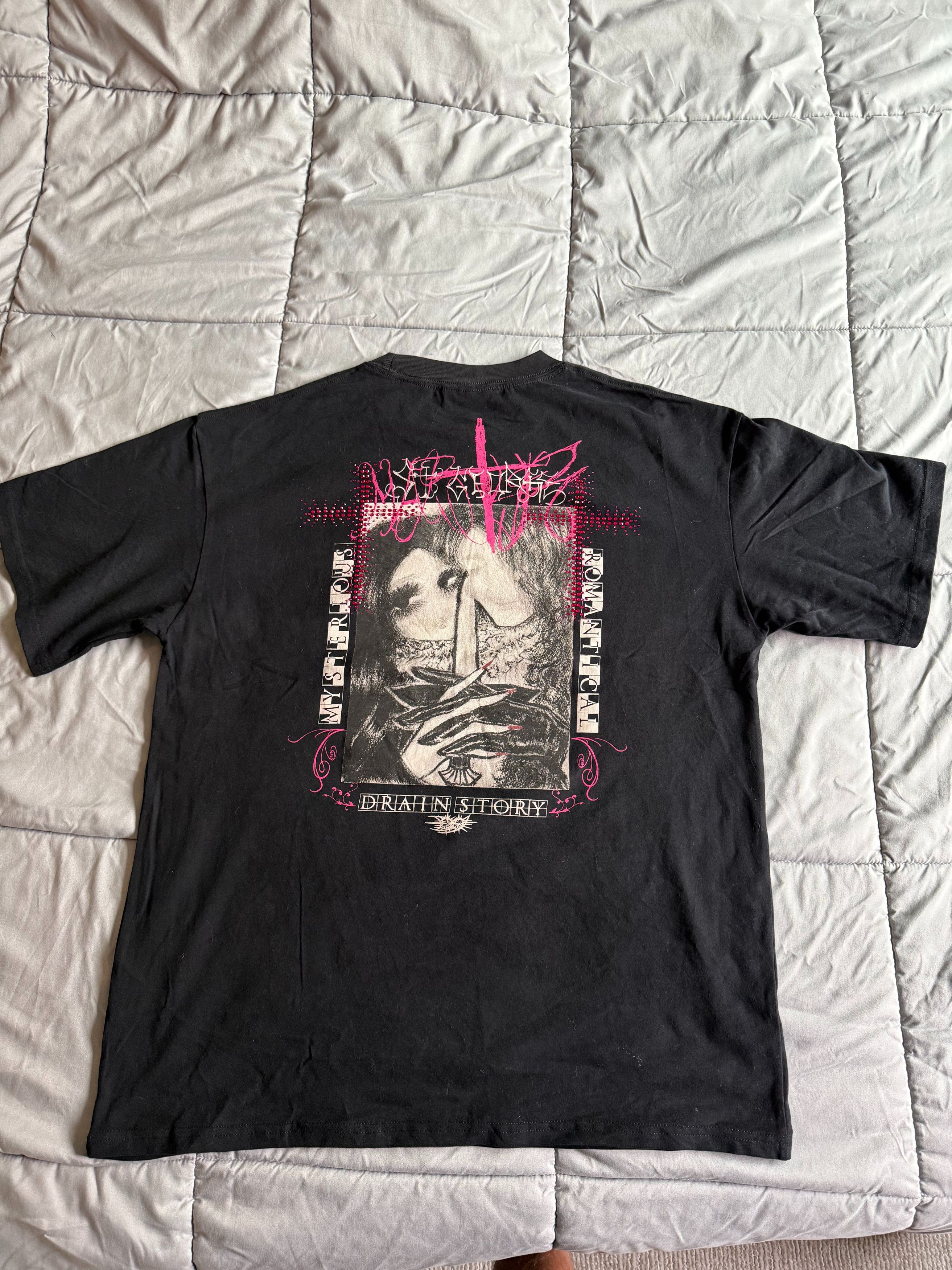 Bladee Beautiful Martyr Tour XL T-Shirt