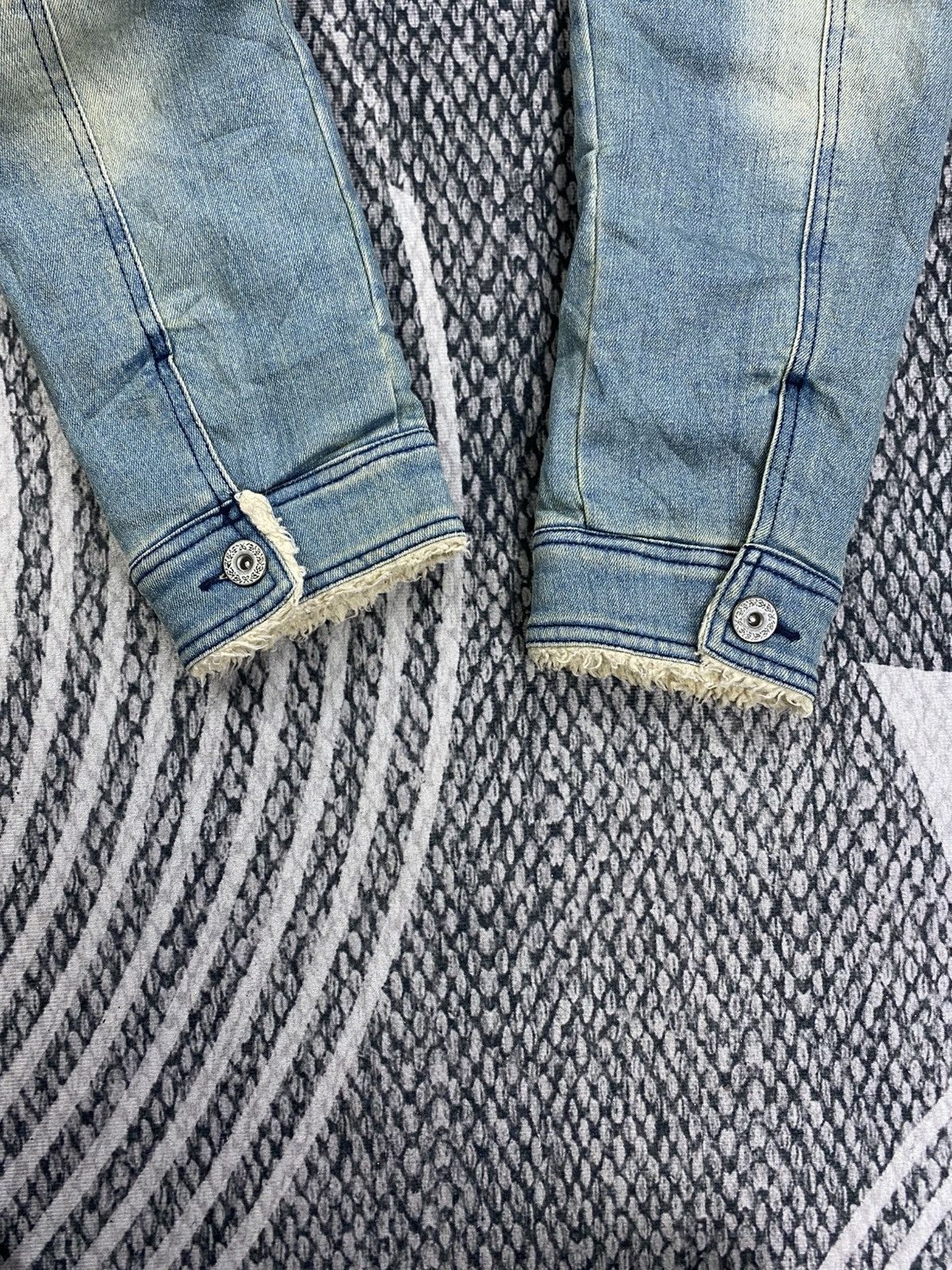 In The Attic Vintage In The Attic Denim Trucker Sherpa Jacket Size US M / EU 48-50 / 2 - 9 Thumbnail