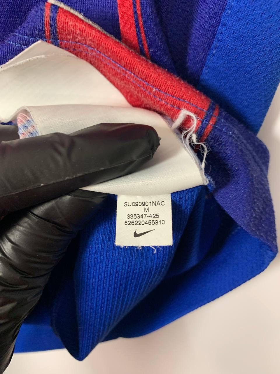 Nike Vintage Nike FC Barcelona Regal Basketball Jersey ACB Size M Size US M / EU 48-50 / 2 - 12 Thumbnail