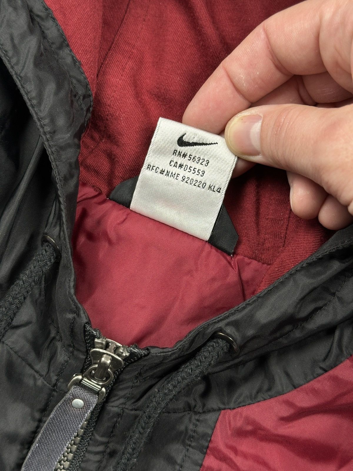 Nike Vintage Y2K Nike Swoosh Hooded Windbreaker Vest Black Red Size US XS / EU 42 / 0 - 12 Thumbnail