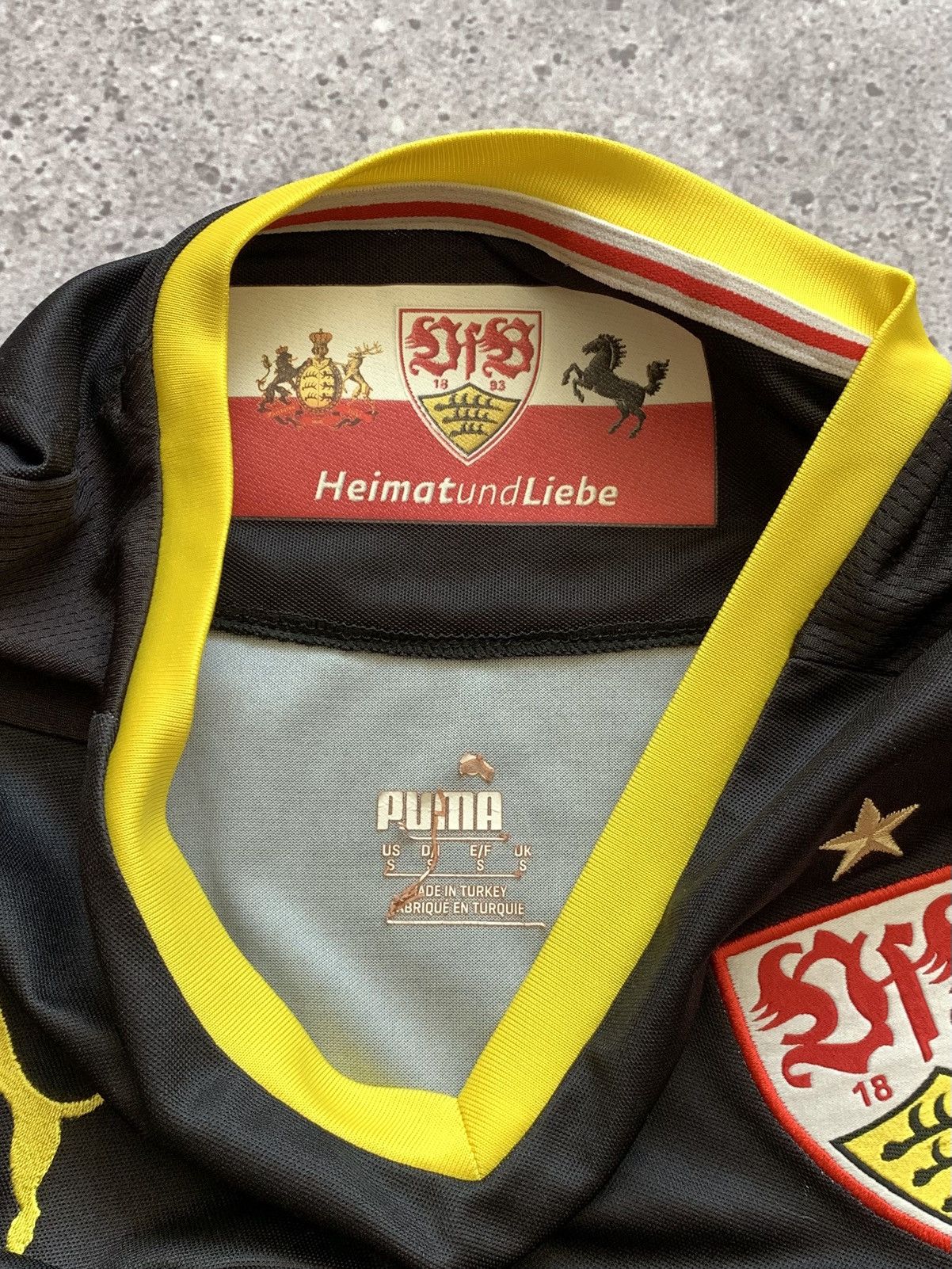 Puma 🔥PUMA VFB STUTTGART 2015/2016 THIRD SOCCER JERSEY SHIRT Size US S / EU 44-46 / 1 - 11 Thumbnail