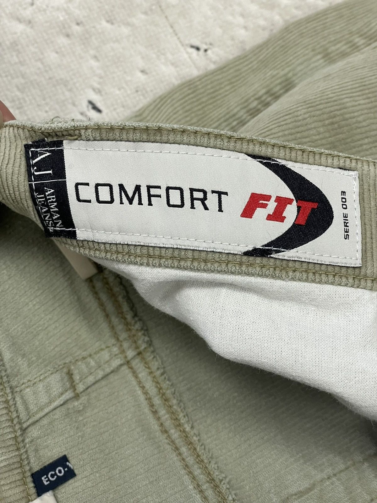 Armani Armani Jeans beige retro velvet classic comfort fit pants Size US 33 - 9 Thumbnail