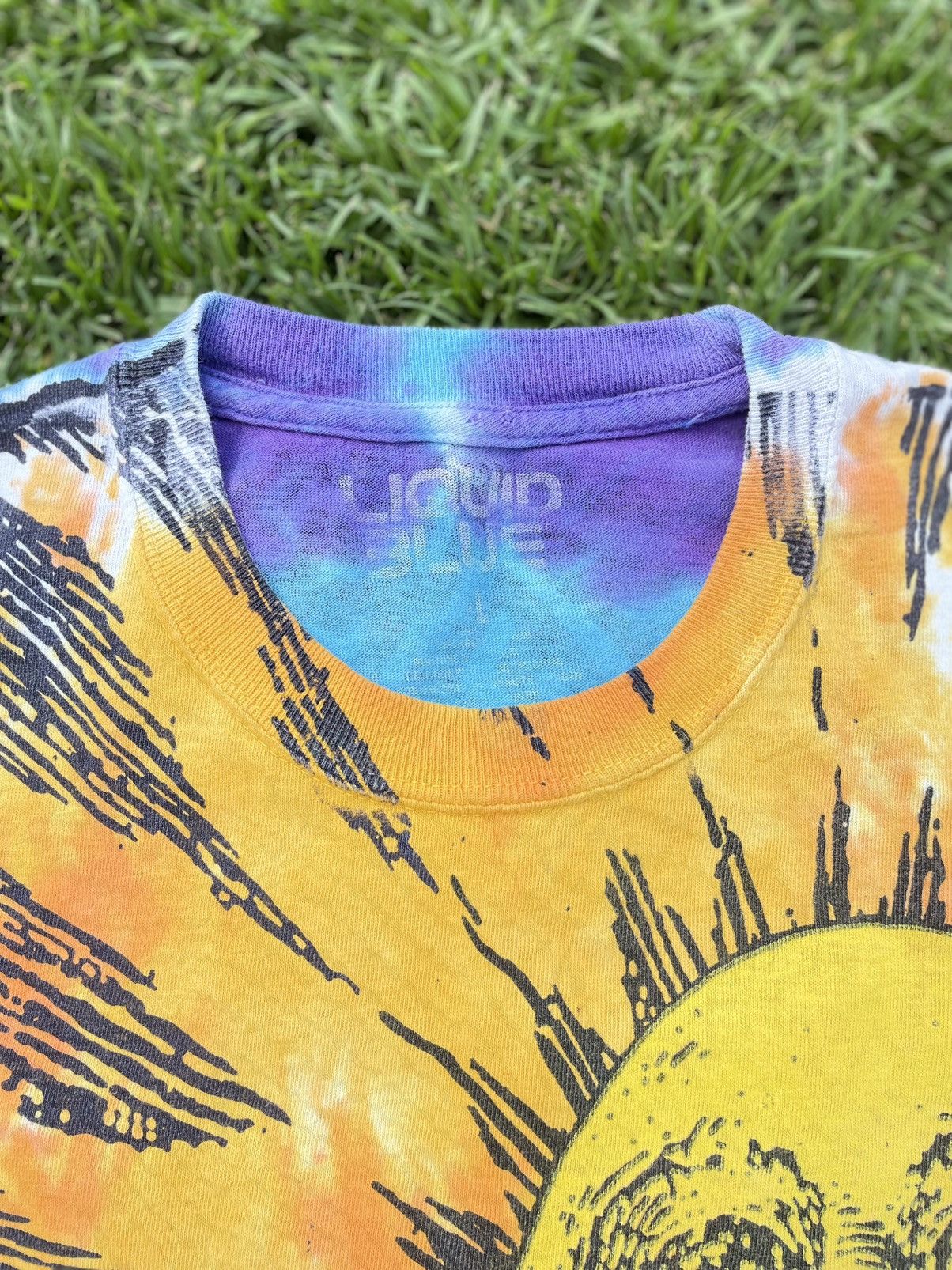 Liquid Blue 1992 Liquid Blue Sun&Moon AOP Size US L / EU 52-54 / 3 - 3 Thumbnail