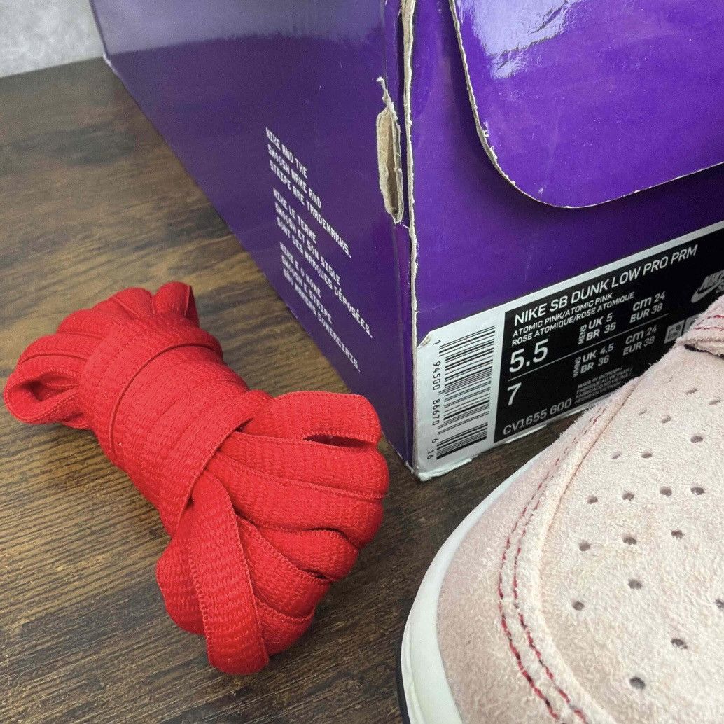 Nike NEW Nike SB Dunk Low Pink Pig Size 5.5 / 7W CV1655-600 Rare Size US 5.5 / EU 38 - 10 Thumbnail