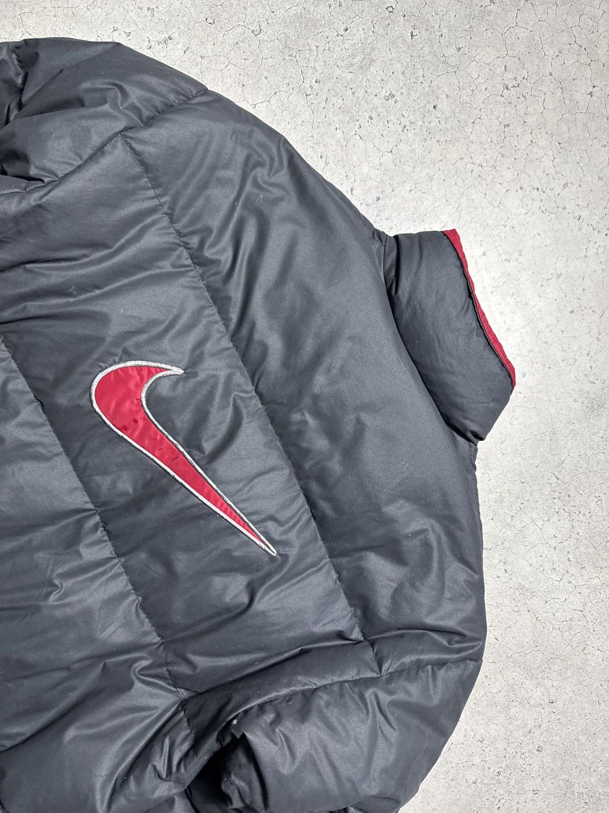Nike Nike Vintage 90’s Big Swoosh Down Puffer Bomber Jacket Size US M / EU 48-50 / 2 - 11 Thumbnail