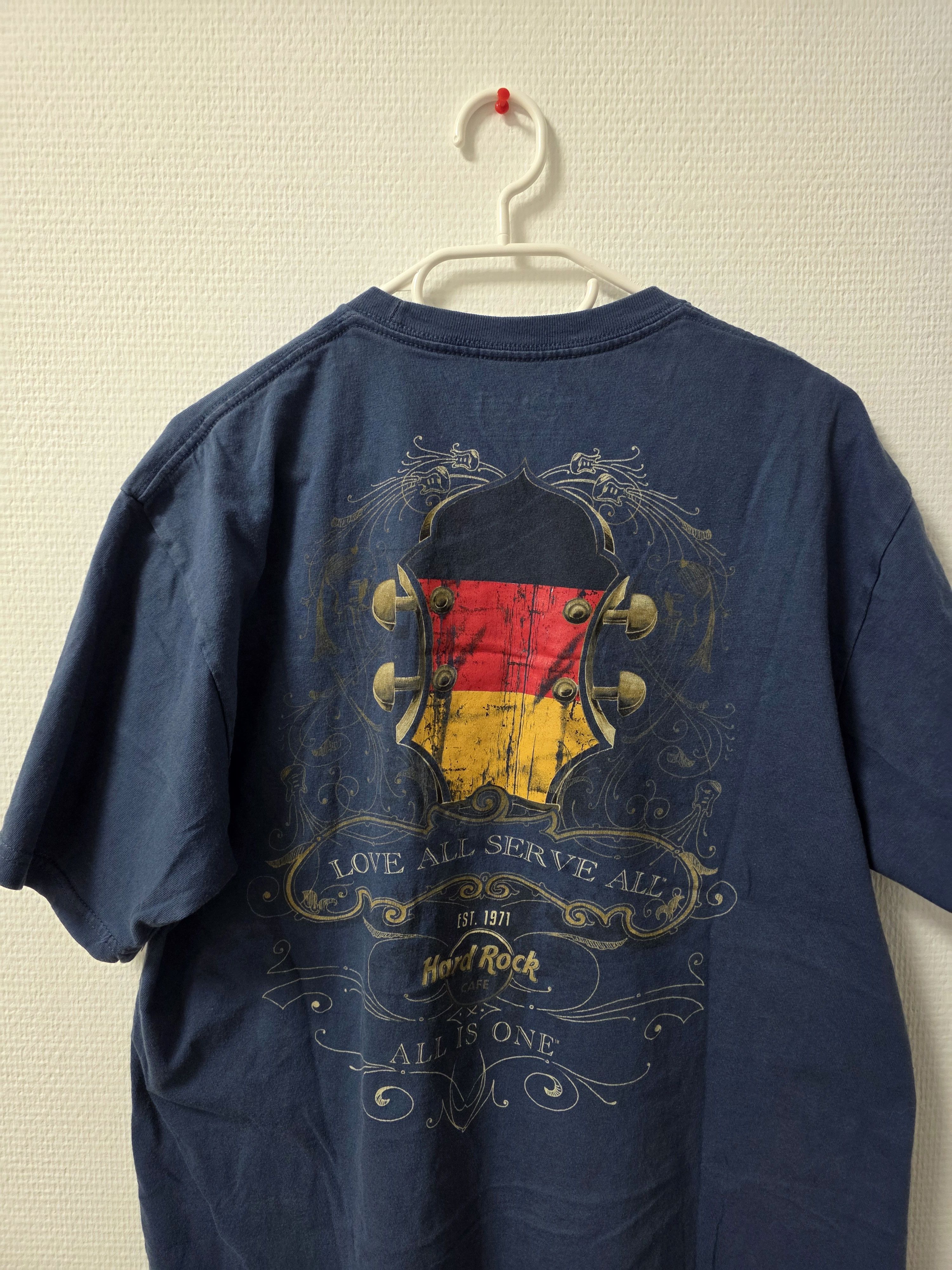 Hard Rock Cafe Hard Rock Cafe Berlin Germany Europe L t-shirt Size US L / EU 52-54 / 3 - 2 Thumbnail