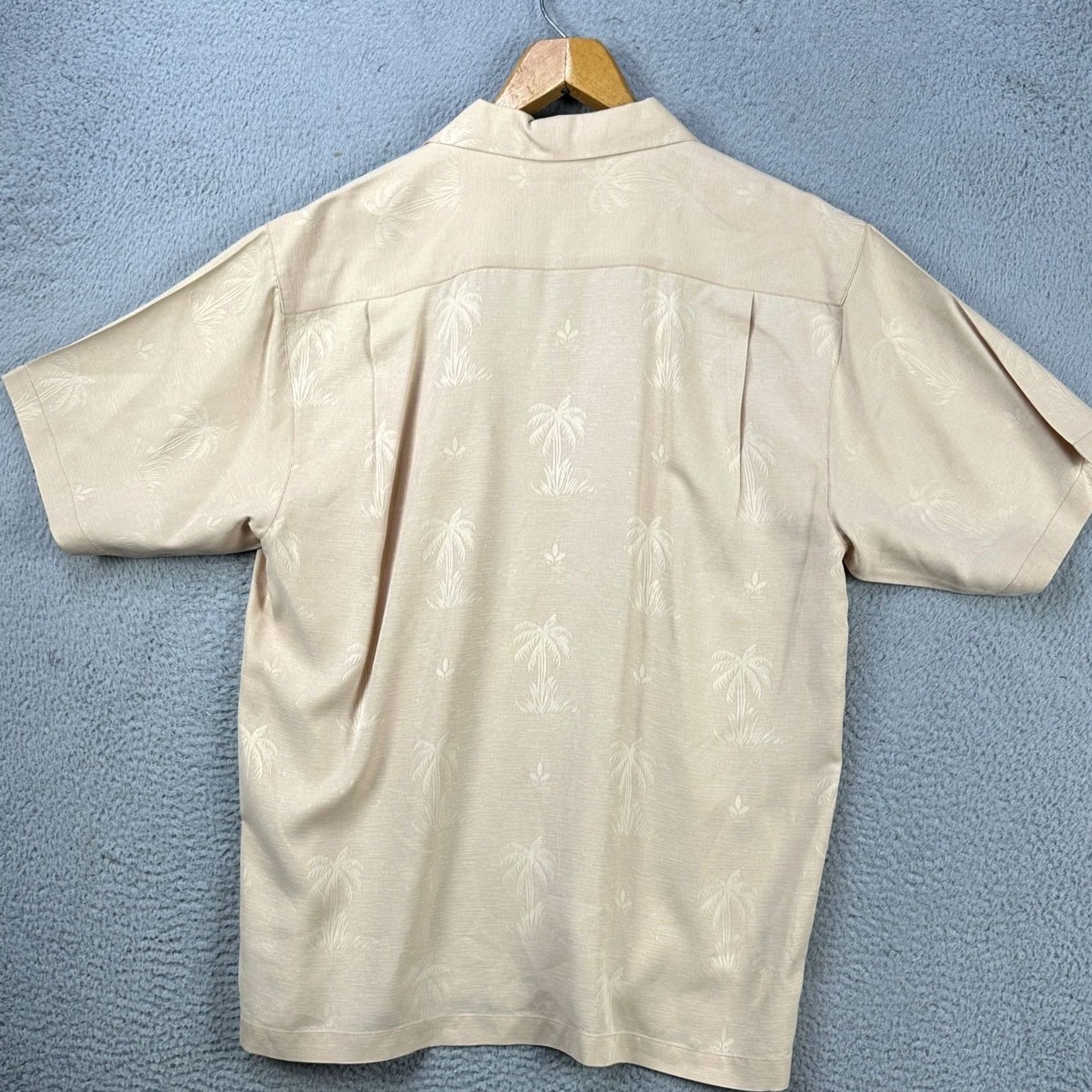 Tommy Bahama VINTAGE Tommy Bahama Silk Shirt Button Up Mens Medium Peach Geometric Pocket Outdoor Size US M / EU 48-50 / 2 - 3 Thumbnail
