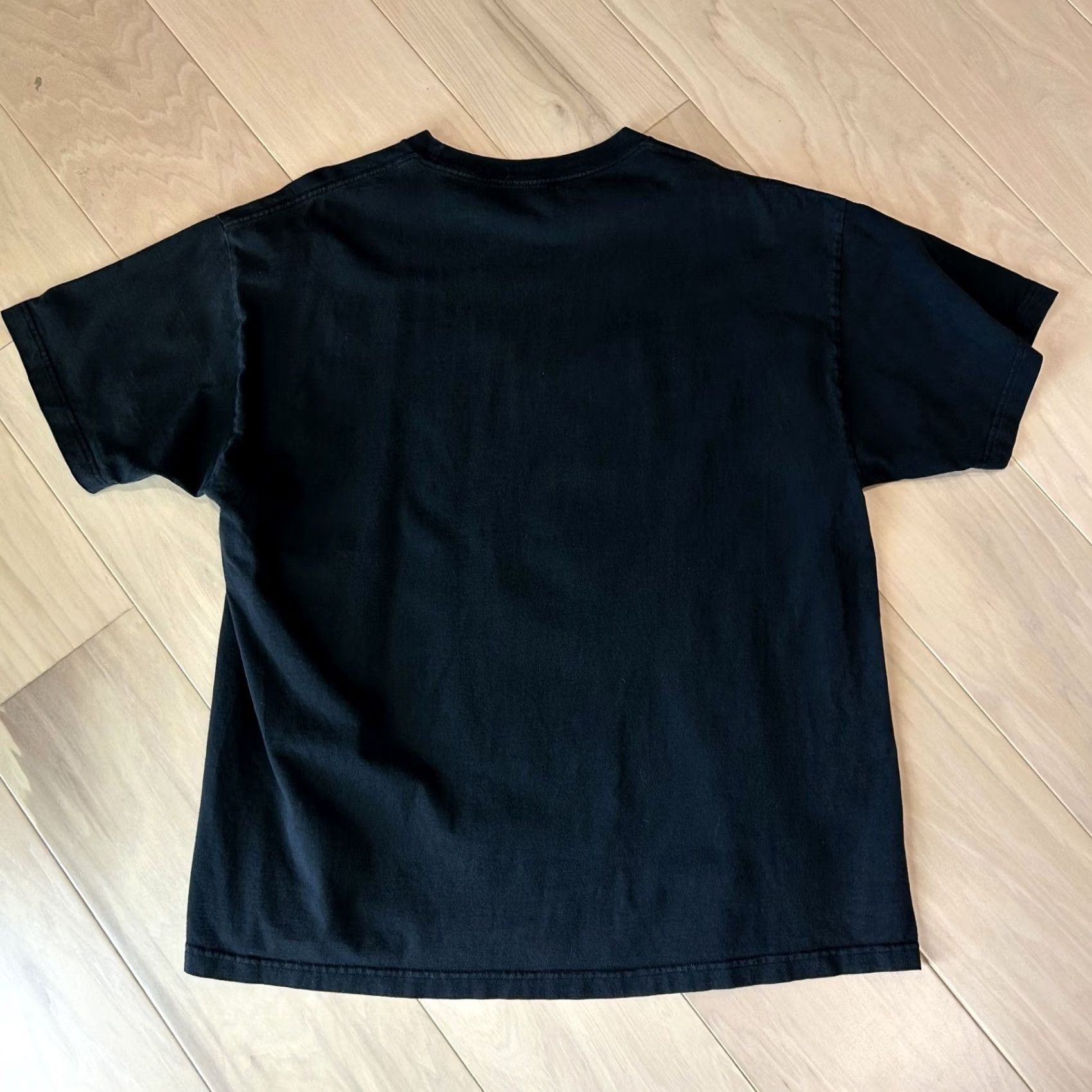 Vintage VINTAGE Creature Of The Black Lagoon Tee Black T-Shirt Short Sleeve XL Men Logo Graphic Print Tee Vault Black Lagoon Monster Swamp 90s Mens Size US XL / EU 56 / 4 - 4 Thumbnail