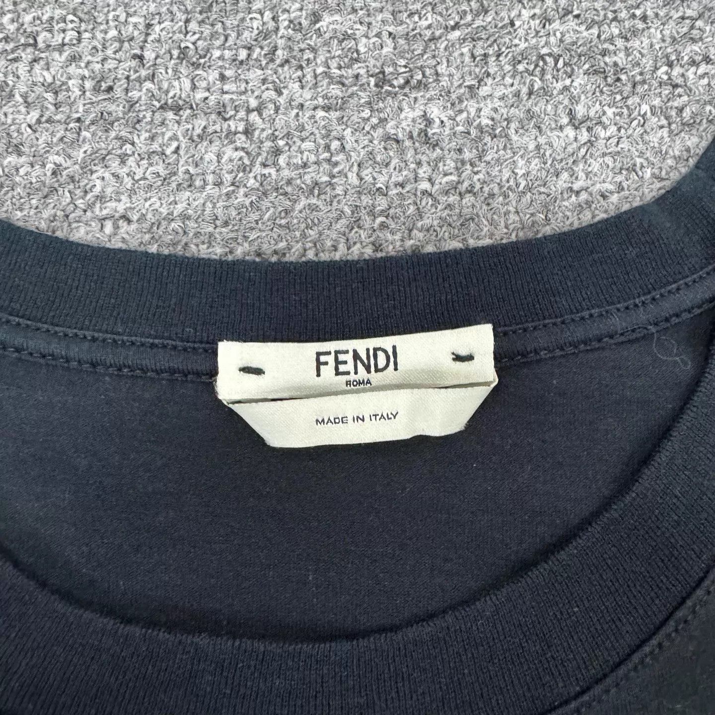 Fendi Fendi Black FF logo shoulder strap short Tee XS 99 new Size XS / US 0-2 / IT 36-38 - 5 Thumbnail